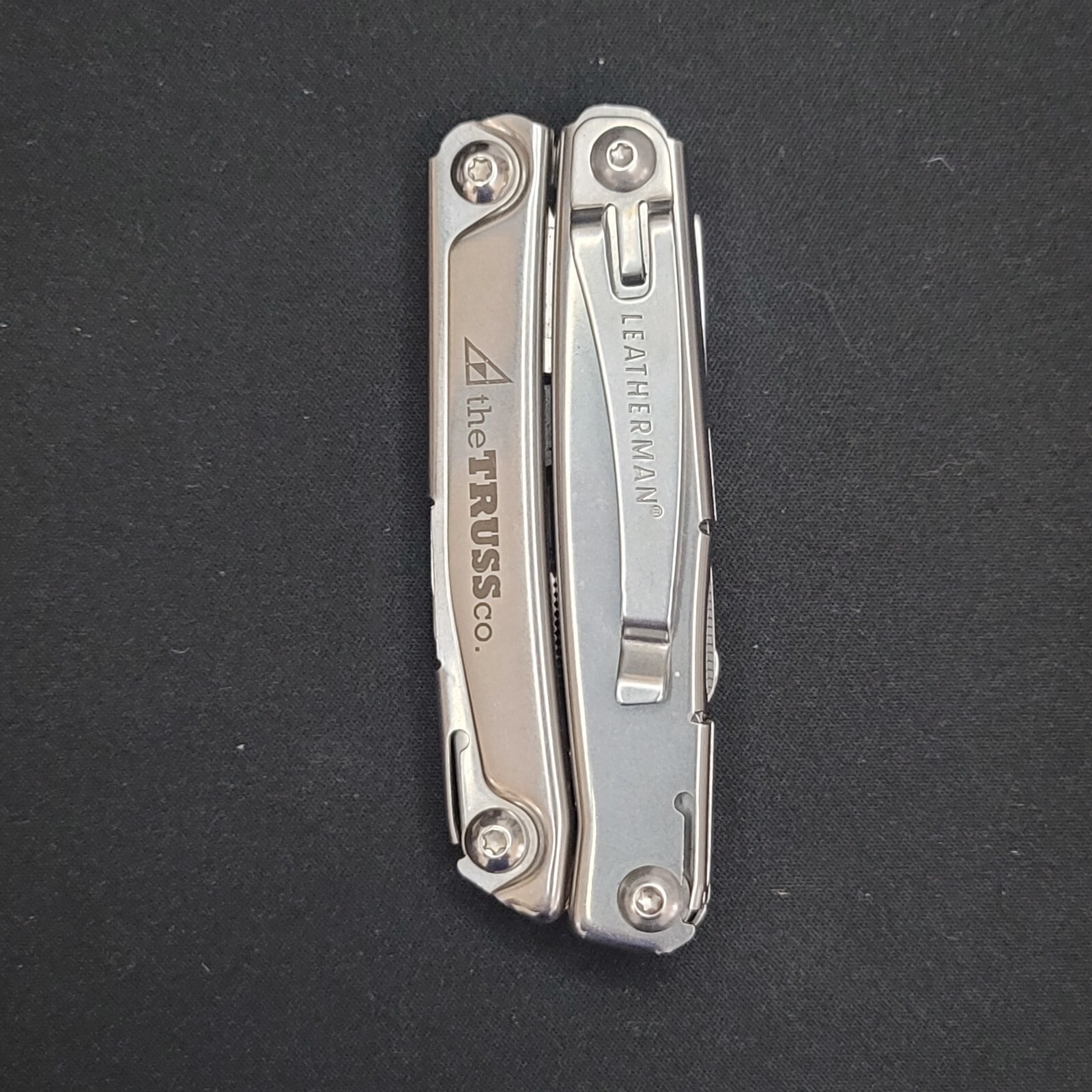 Leatherman Rev 3.8″ Stainless Steel Multi-Tool W/Carry Clip Very Nice USED Tool