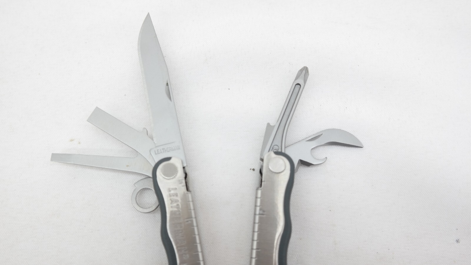 Leatherman Kick Multi-Tool, Retired, w/ Leather Sheath – Collectible TF