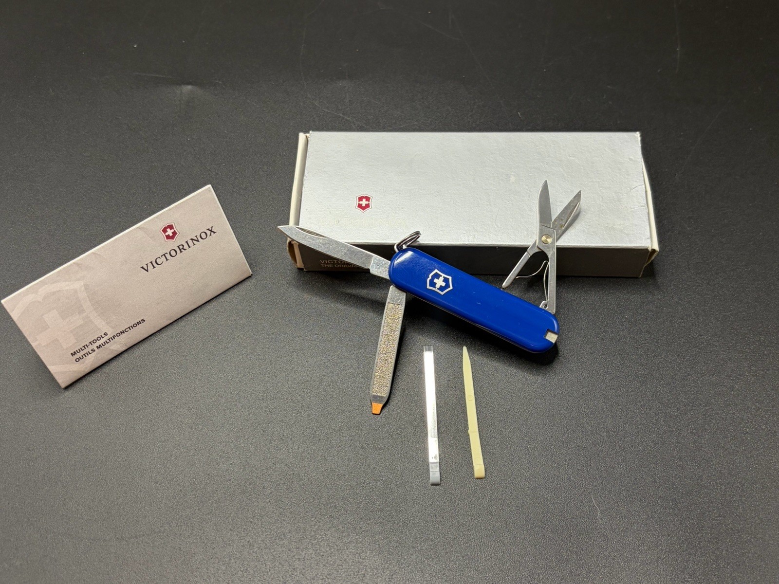 Swiss Army Victorinox Blue 58mm Small/Mini/Keychain/Multitool/Box/5 Tools