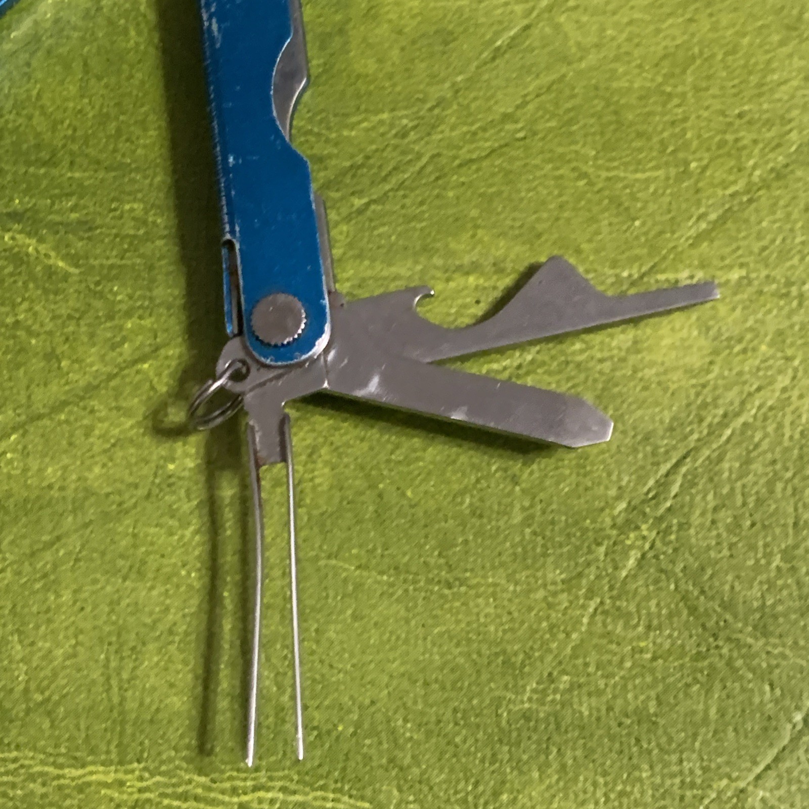 Leatherman Micra Mini Multi-Tool – Blue Anodized Alberta Clipper See Pics
