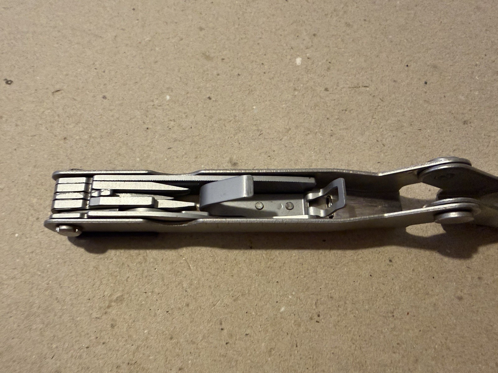 Gerber Evolution MP650 Military Model Multi-Tool Multi-Plier Needle Nose (Read!)