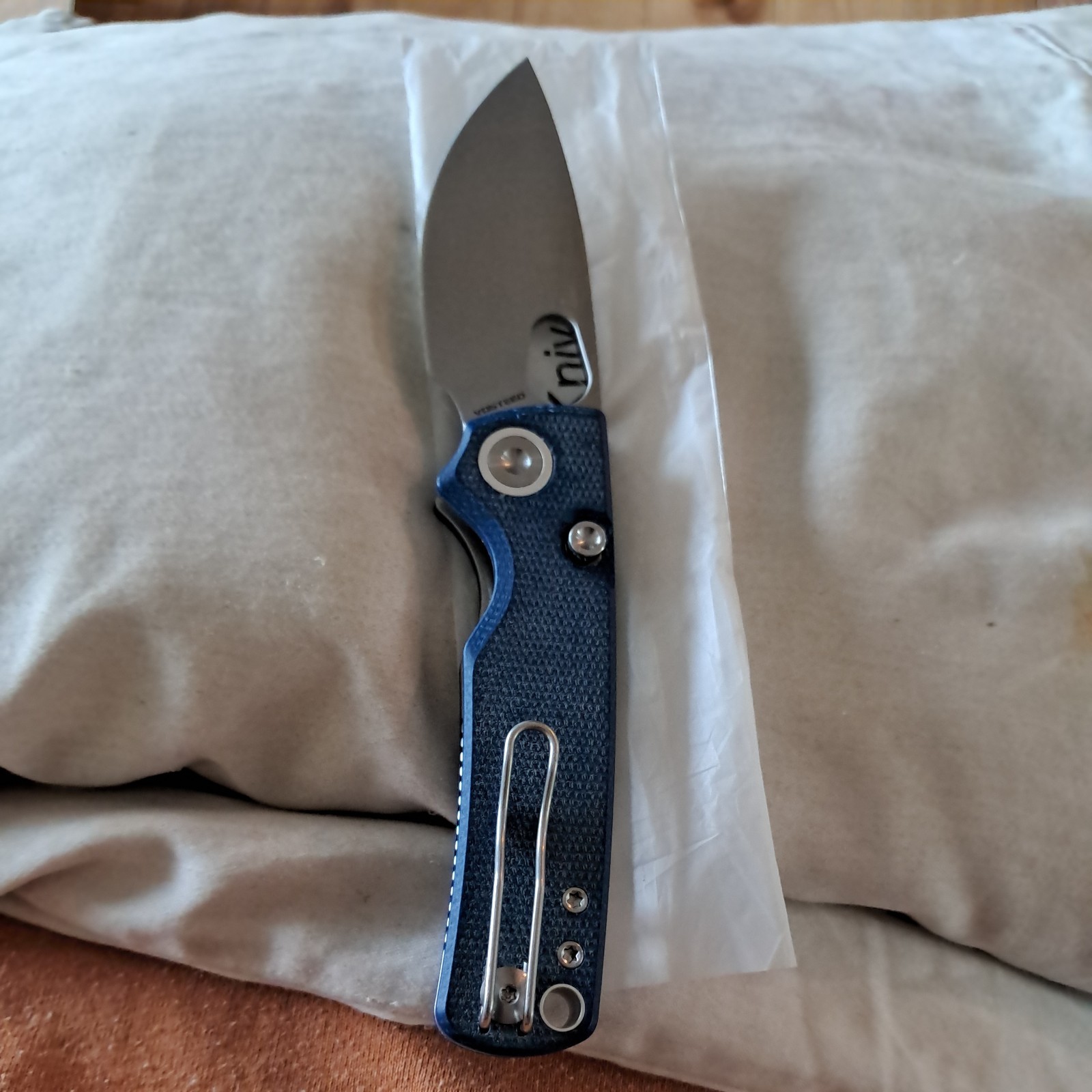 Vosteed Porcupine Pocket Knife 3″ Drop Point Sandvik 14C28N Satin Blade Canvas