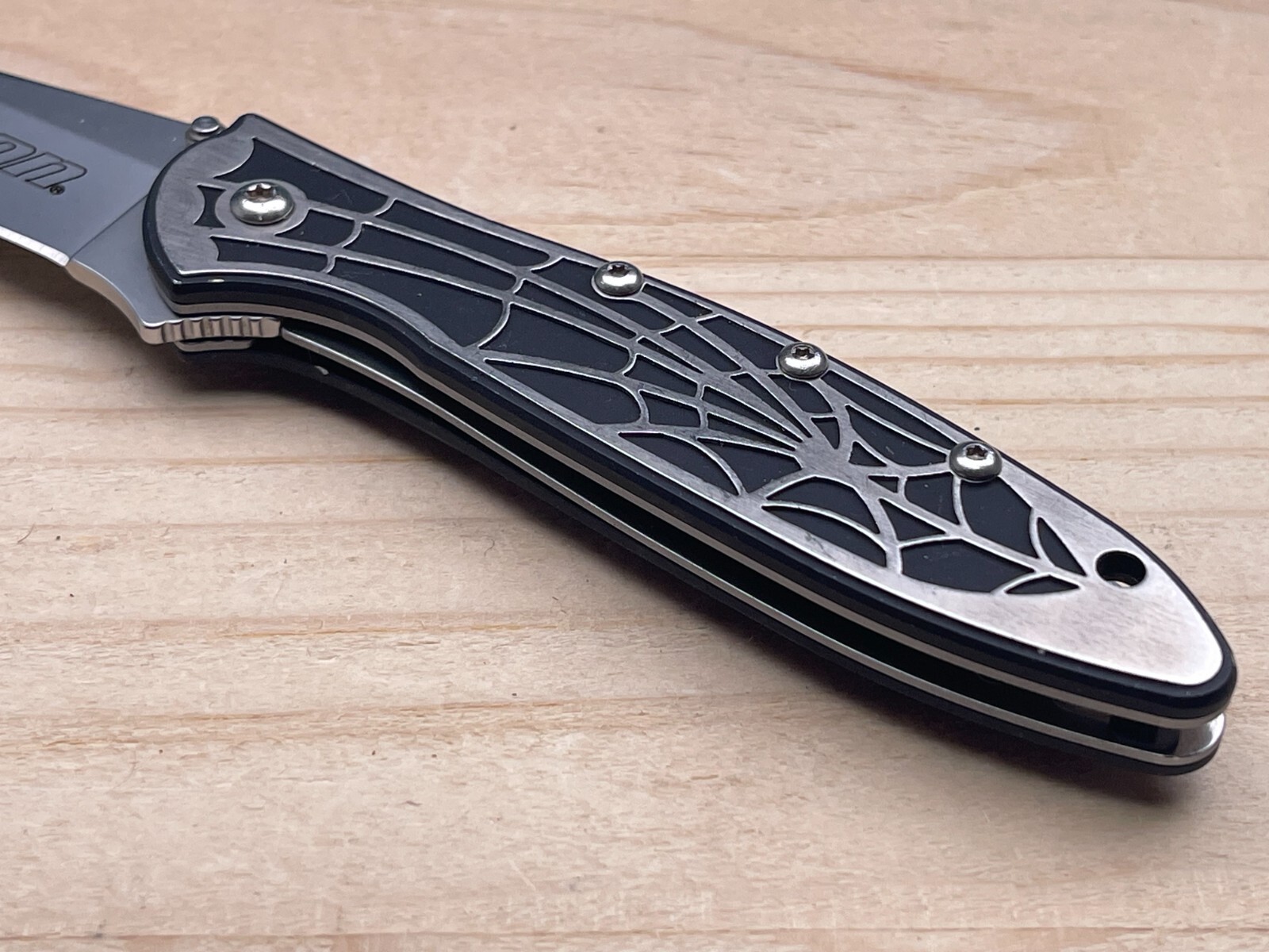 SNAP-ON Kershaw Leek 1660SBKSO – Spider Web 3D Inlay Handle Folding Pocket Knife