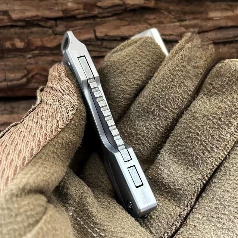 EDC Stainless Steel Bottle Opener Keychain Fidget Decompression Toy Pocket Tool