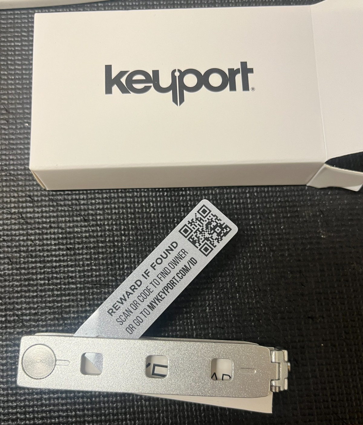 Keyport Pivot 1.0 Aluminum Premium Key Case for Men Silver New