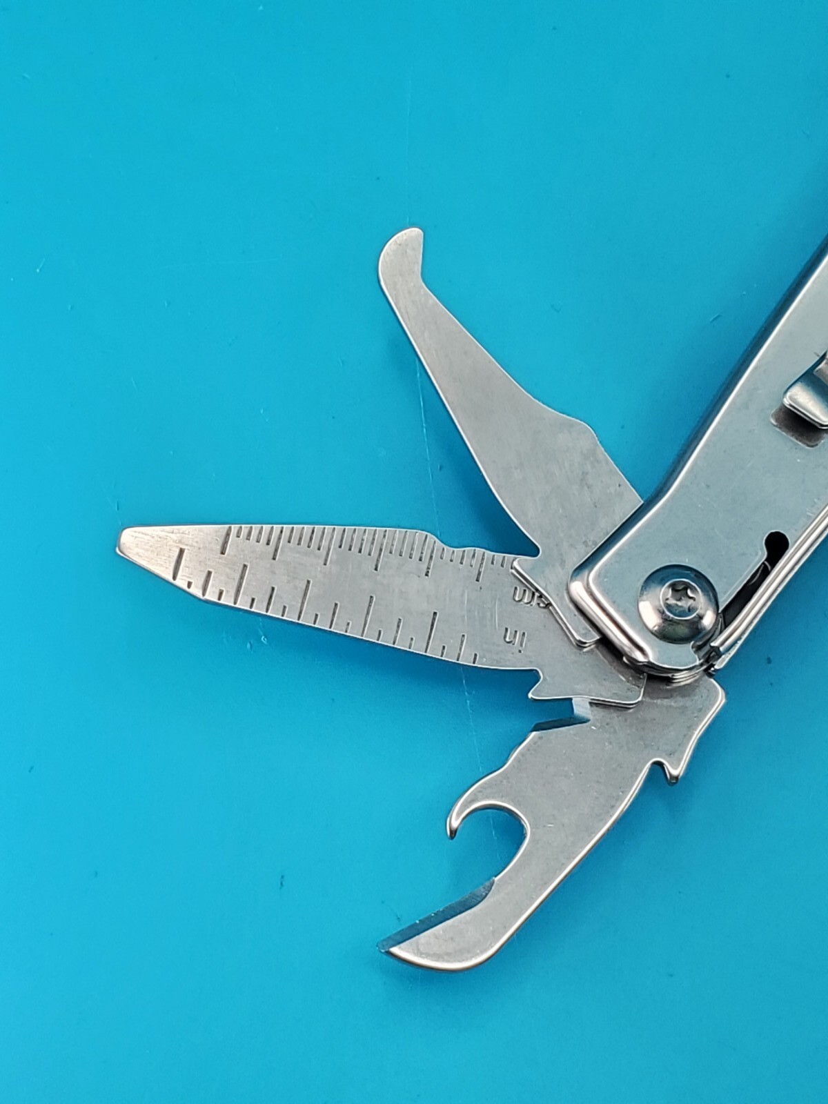 Leatherman Rev 3.8″ Multi-Tool, Stainless!