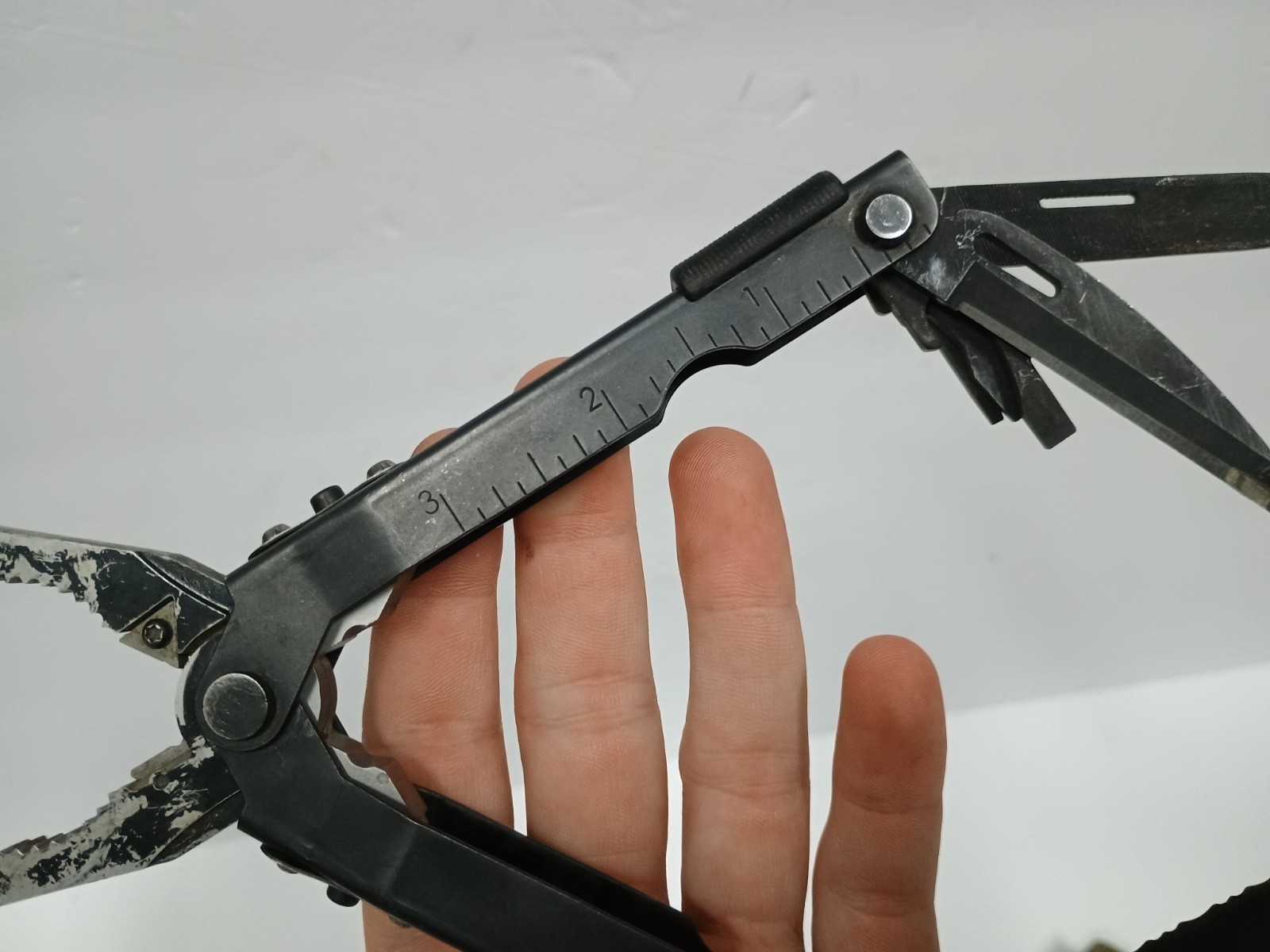 Gerber MP600 Multi Tool Multi plier Military Issue Black Camo Sheath w/Allen Key