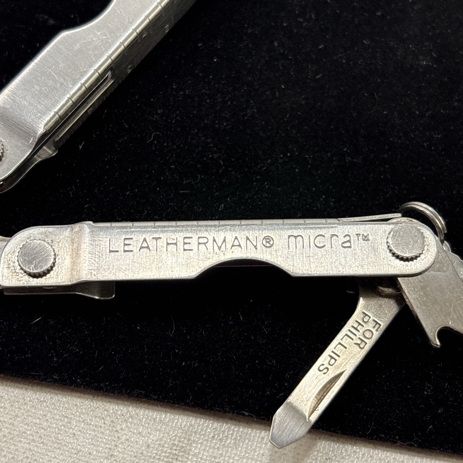 Leatherman Micra Keychain Multi-Tool Knife Scissors Stainless Steel Pat Pend