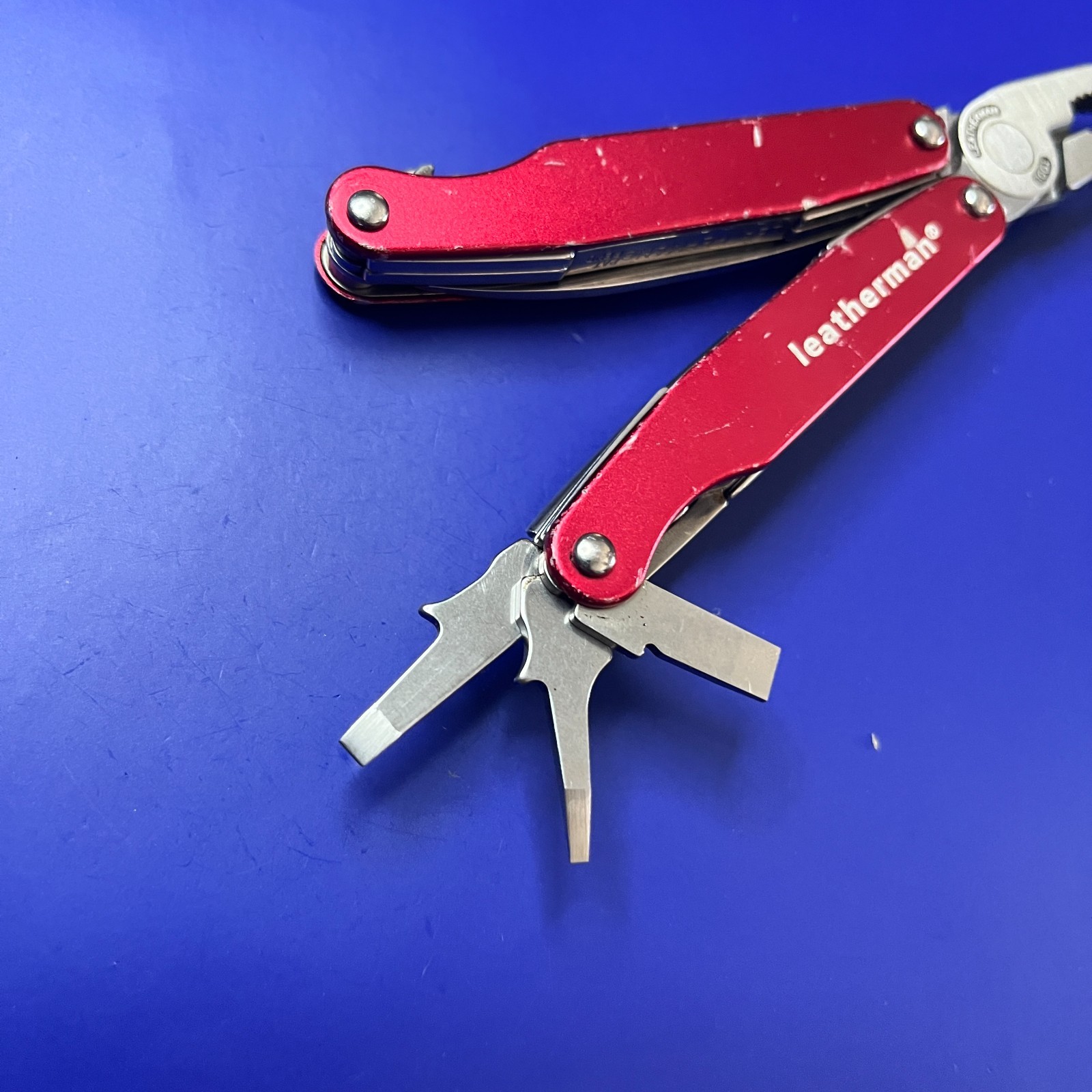 Leatherman Juice C2 Red Multi-Tool