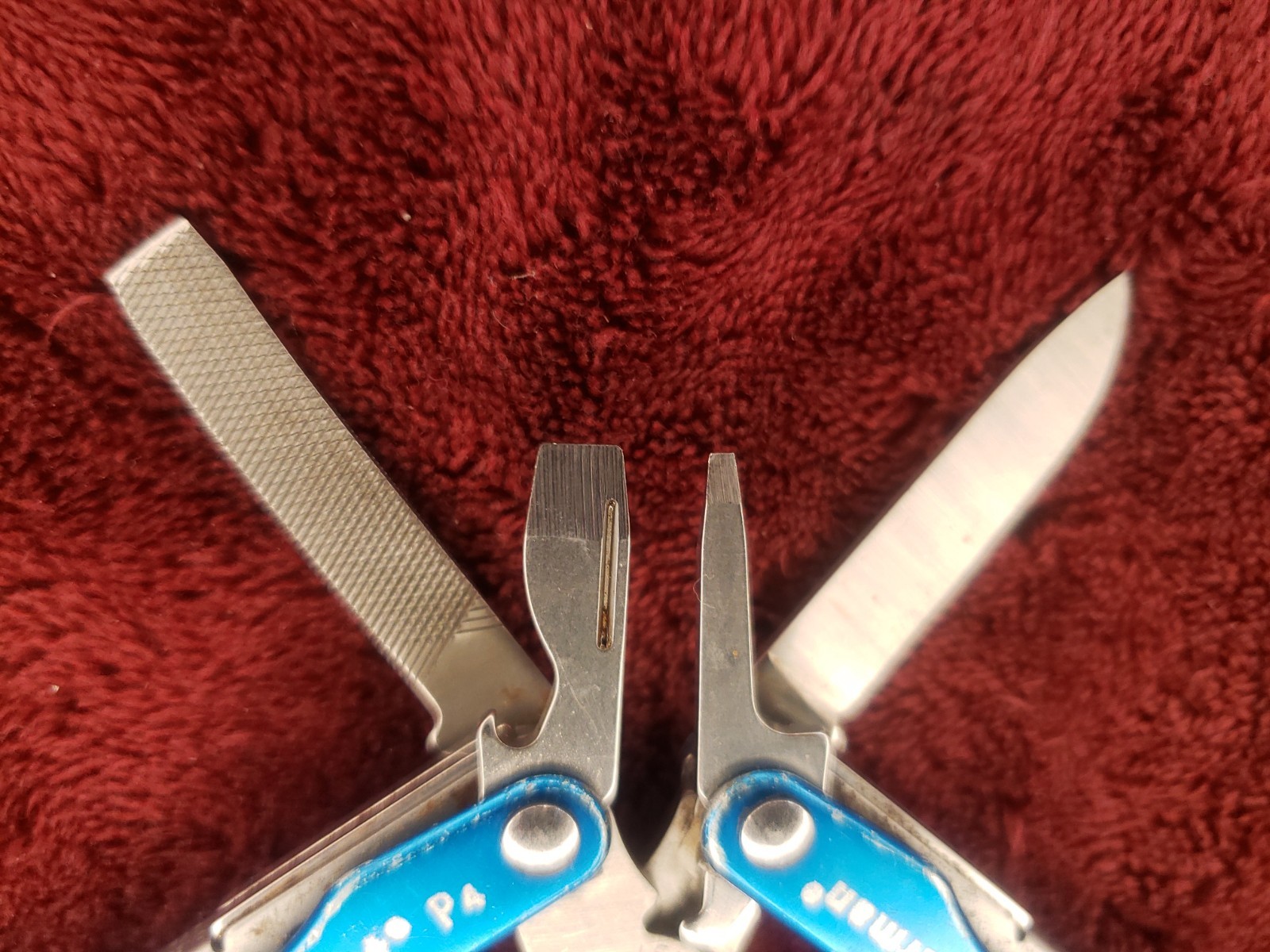 🔪🔪 Leatherman Squirt P4 Multi-Tool Blue Keychain
