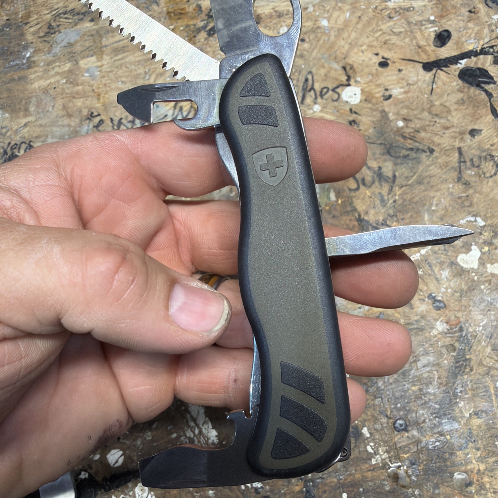 Victorinox German Army Knife GAK One Hand Trekker Multitool