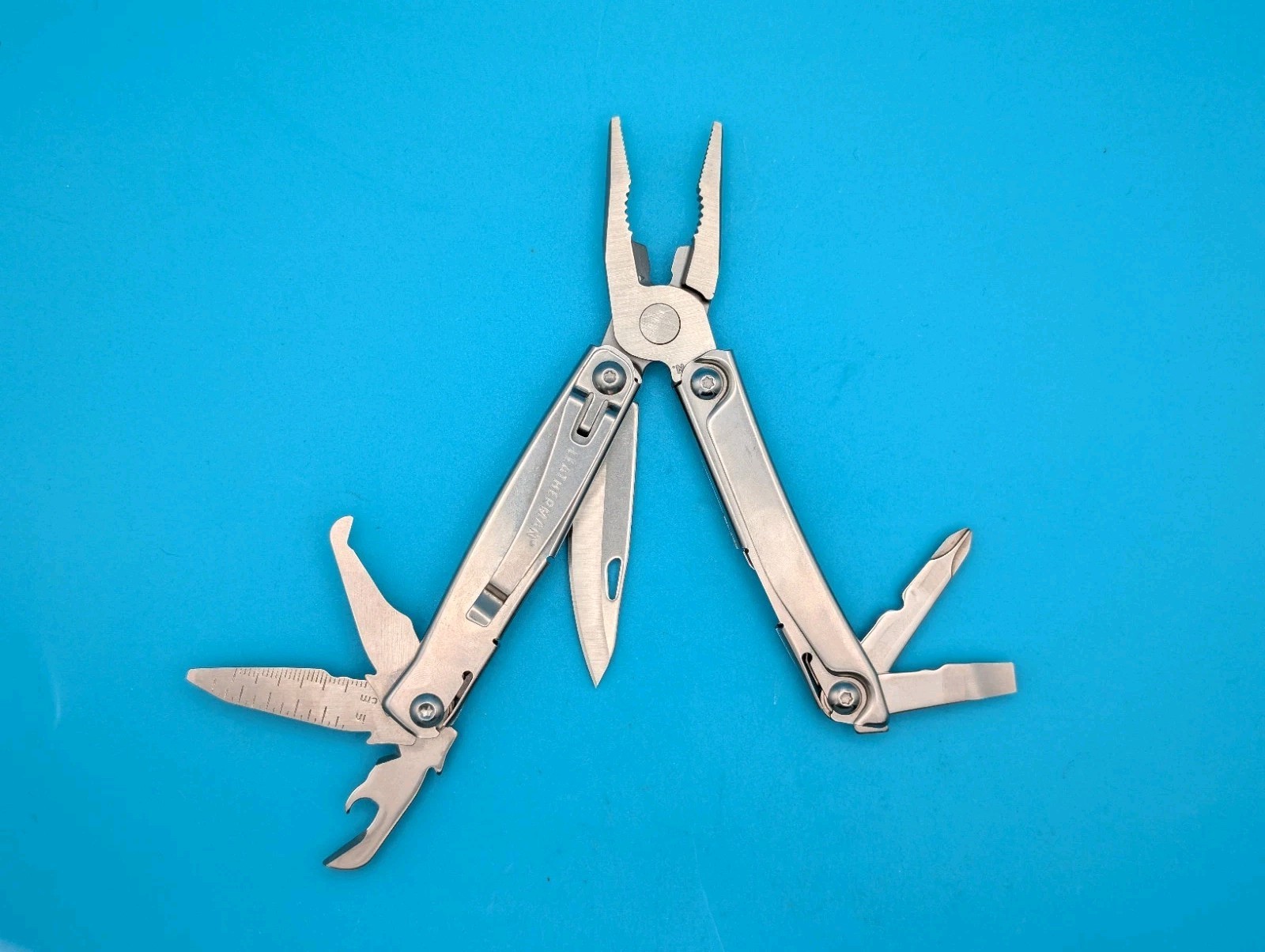 Leatherman Rev 3.8″ Multi-Tool, Stainless!