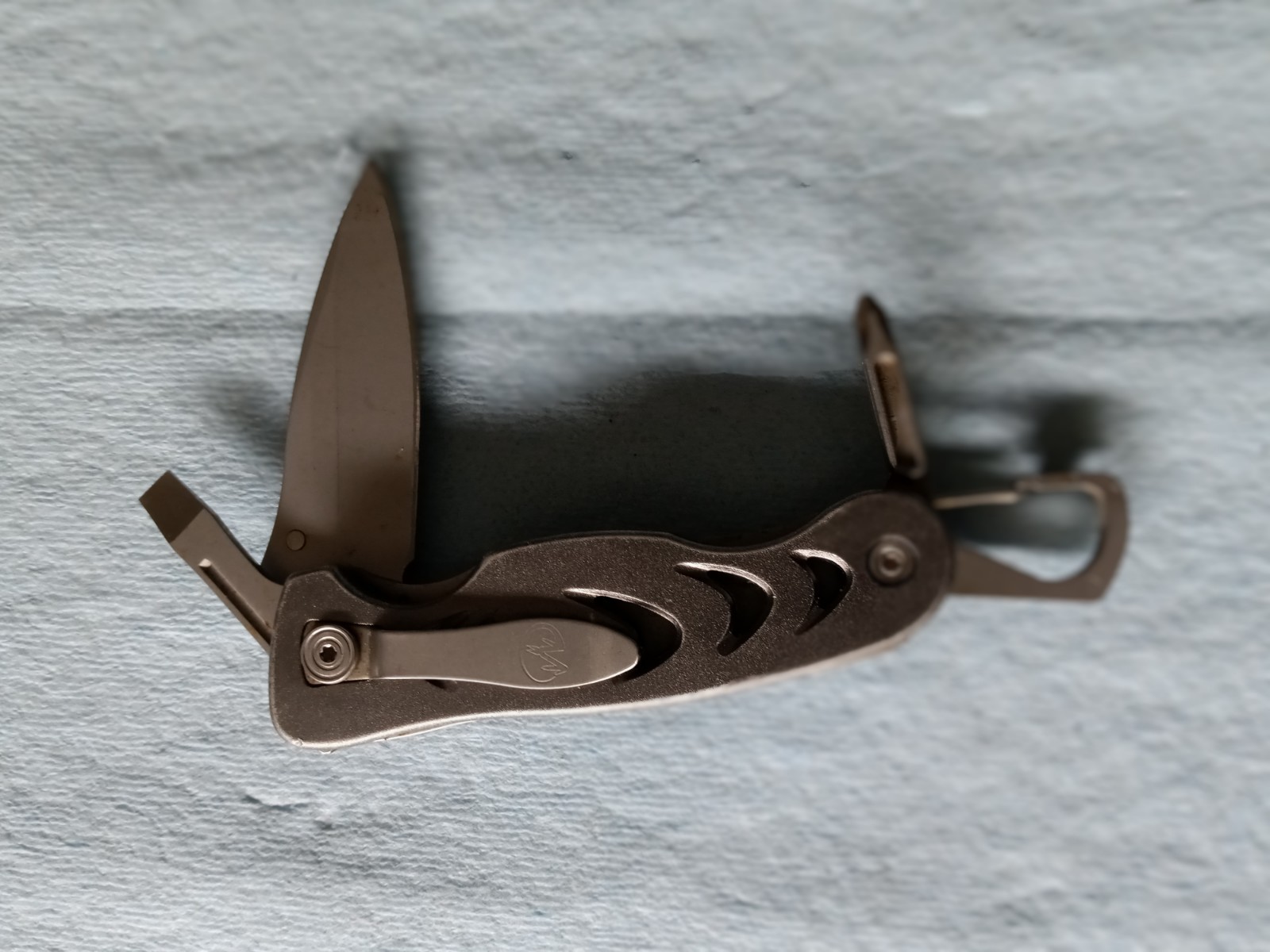 Leatherman C308 Multi-tool Knife Flathead Phillips Carabeaner Used Good