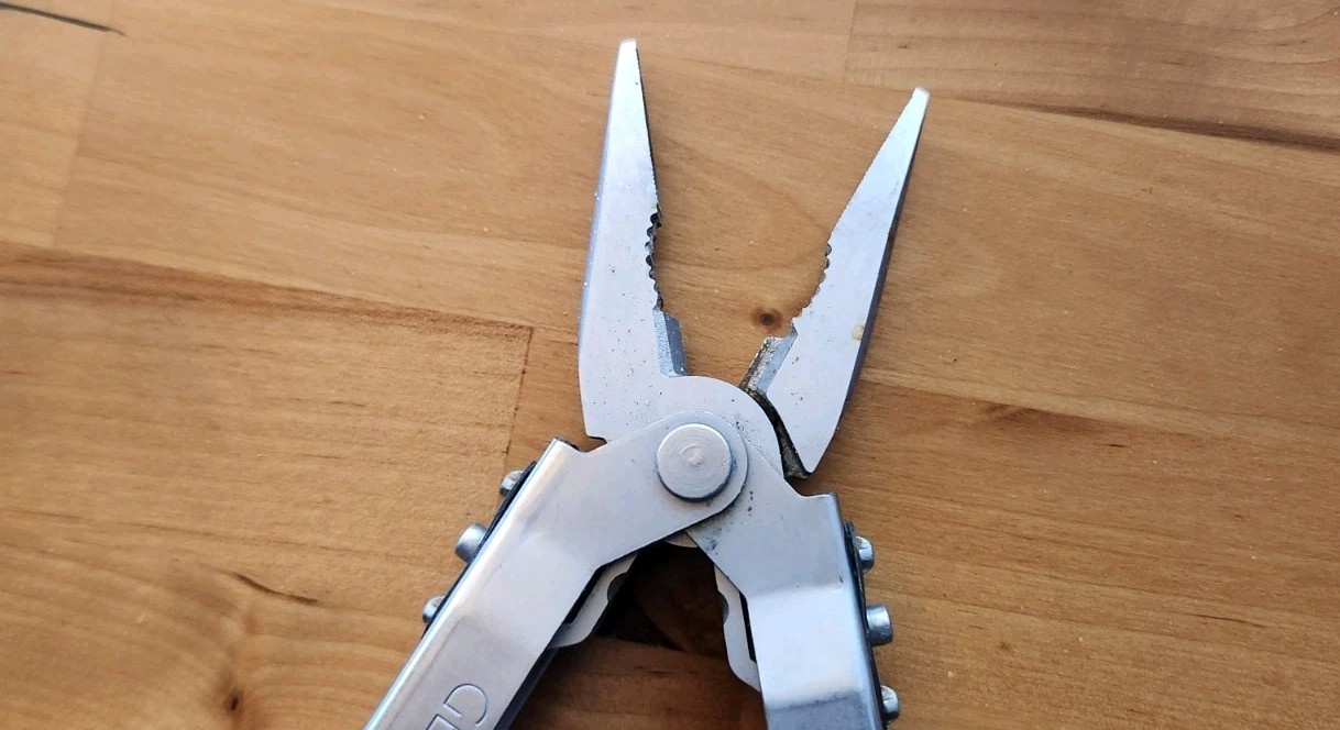 Gerber MP600 Multi-Tool Multi-Plier Needle Nose Silver – Great U34