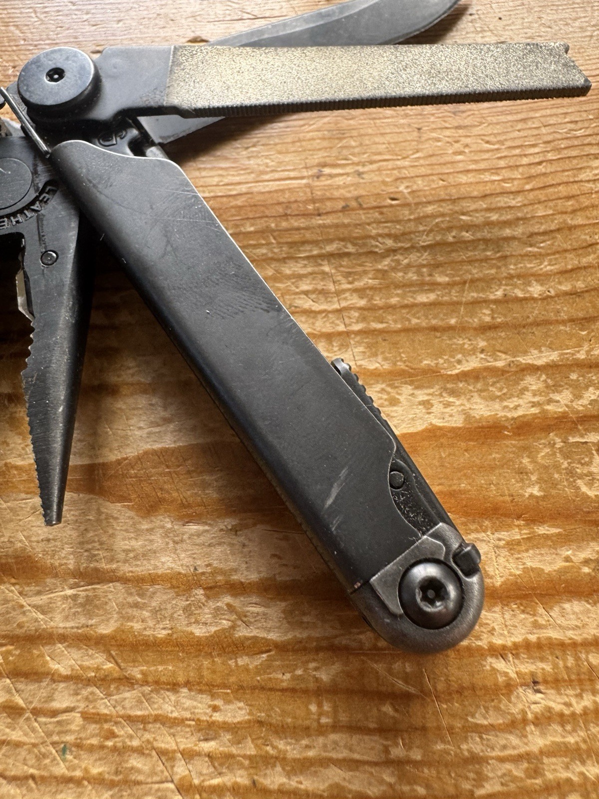 Leatherman Wave / Wave + / Plus Black Oxide Multitool