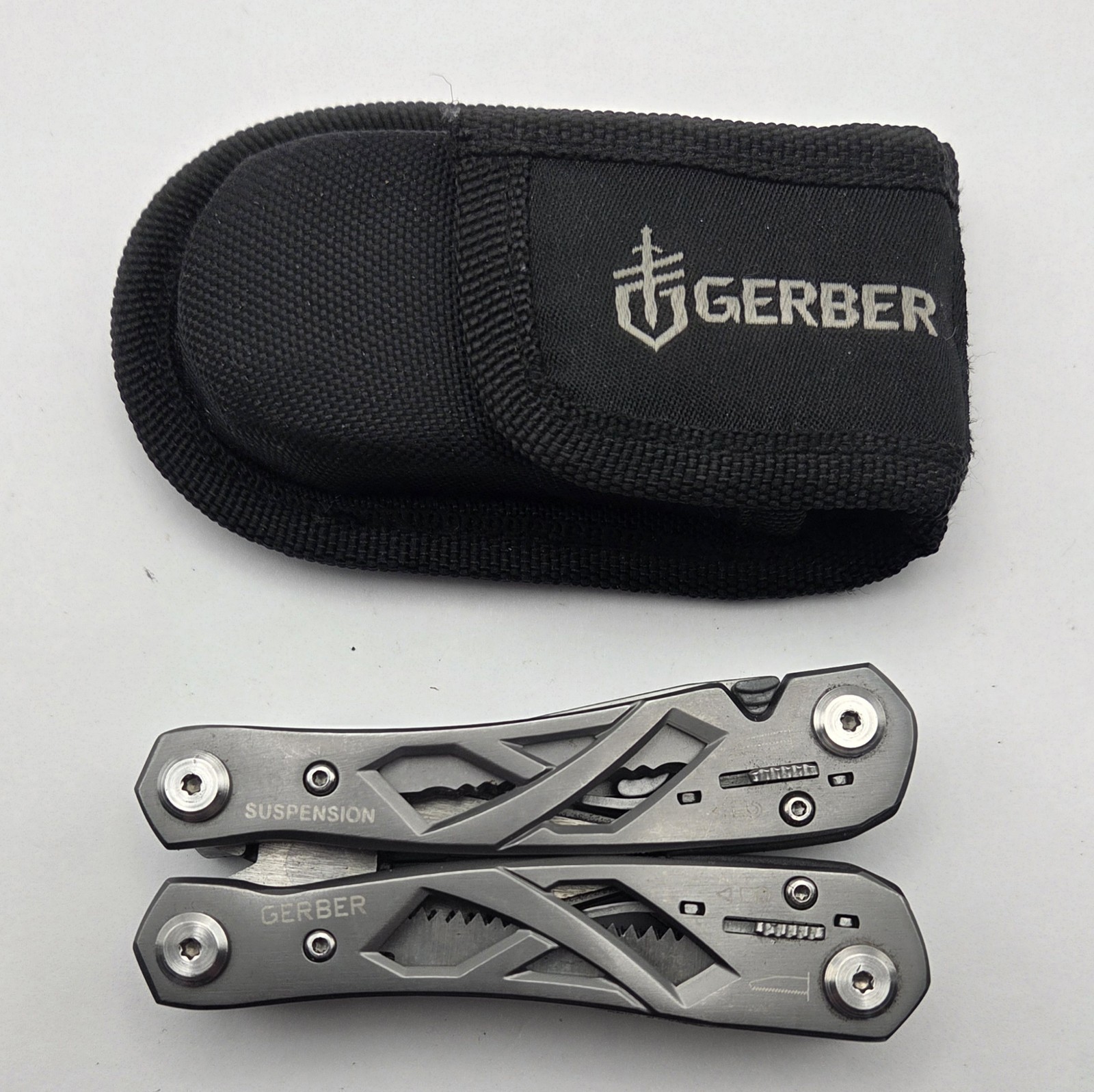 Gerber Suspension Multi-Tool Multi-Plier w/ Sheath L-4