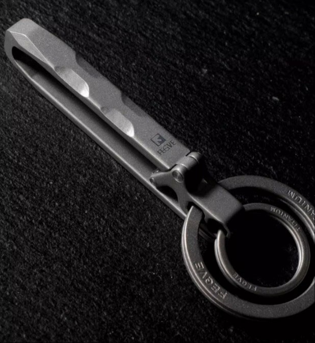 Titanium Alloy Quick Release Key Ring Keychain Belt Buckle Car Pendant EDC Tools