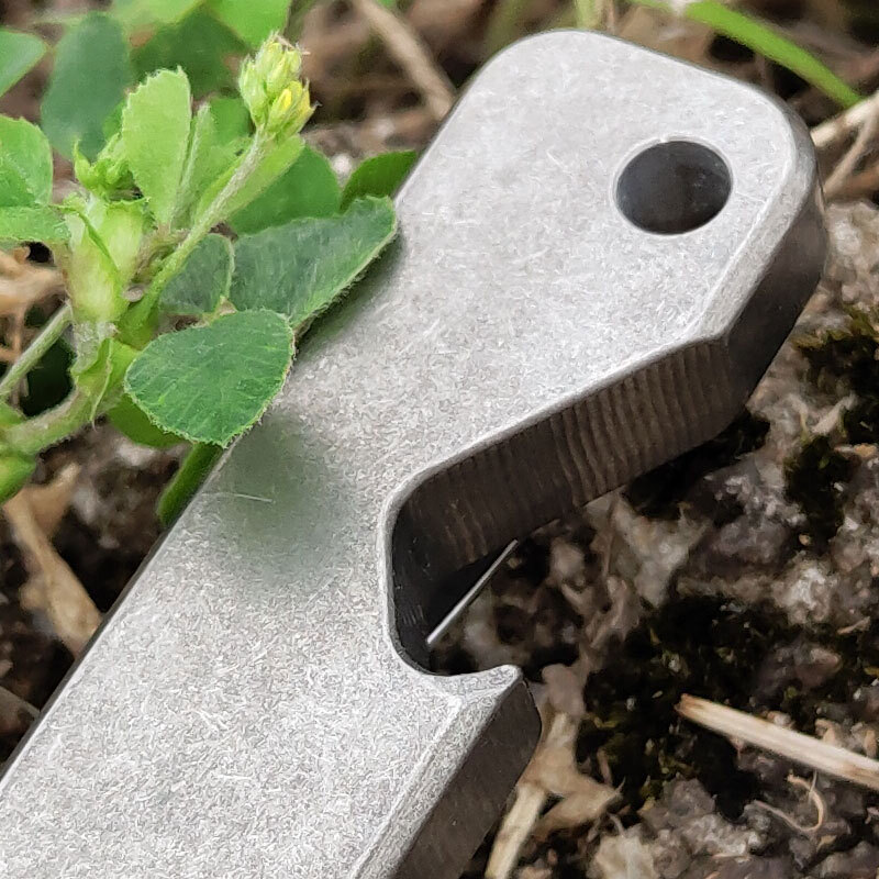 TC4 Titanium Crowbar Pocket Pry Bar Tool Bottle Opener Open Box Shark Cutter EDC