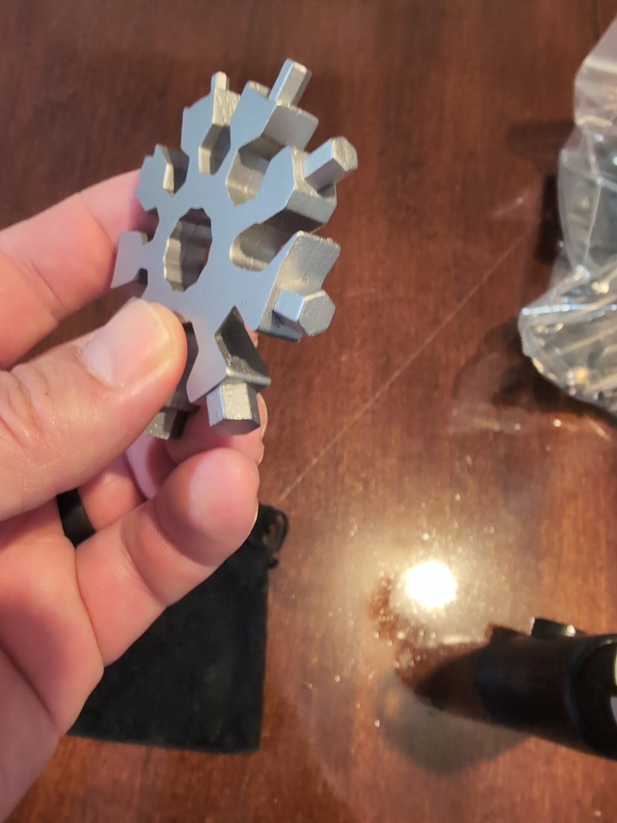 18 In 1 Snowflake Shape Key Chain Stainless Multi-Tool Screwdriver, New, Black