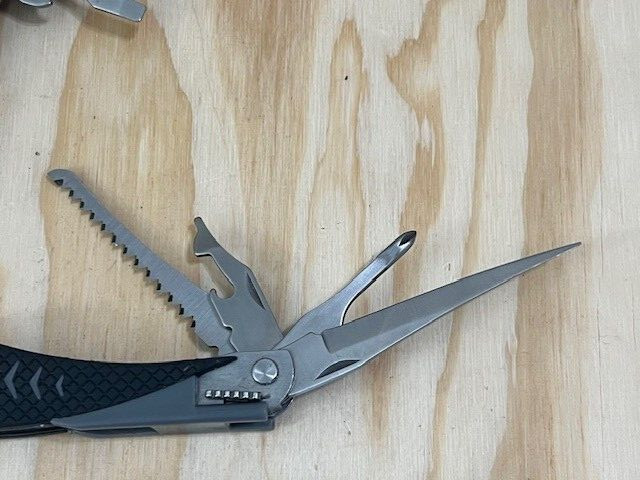 Multi-Tool Stainless Steel 12 TOOLS Hunting Black WITH Sheath — Great