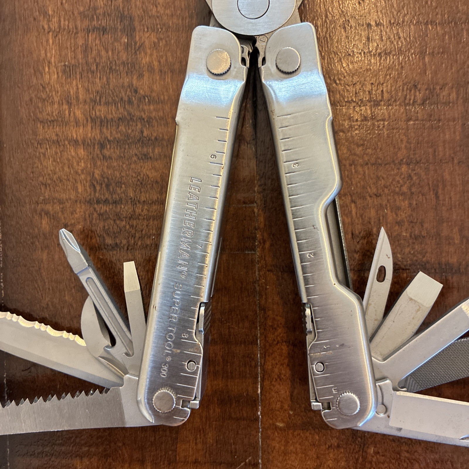 Leatherman Super Tool 300 Multitool 0518- Excellent