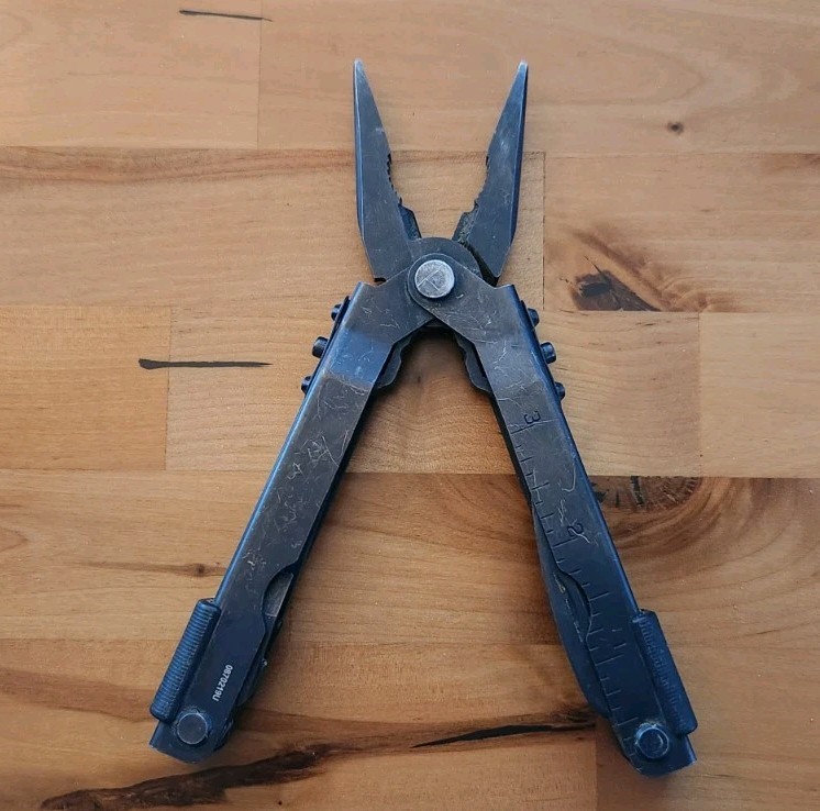 Gerber MP600 Multi-Tool Multi-Plier Black Oxide – Great Condition – C60