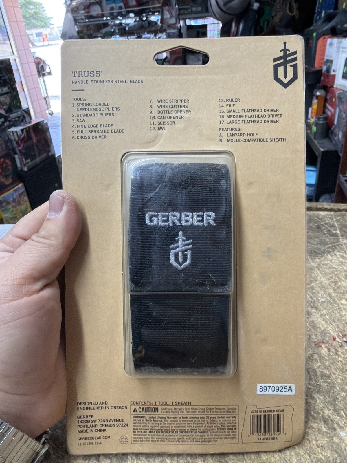 Gerber Truss Needle Nose Pliers Multi-Tool with MOLLE Sheath – Black (31-003884)