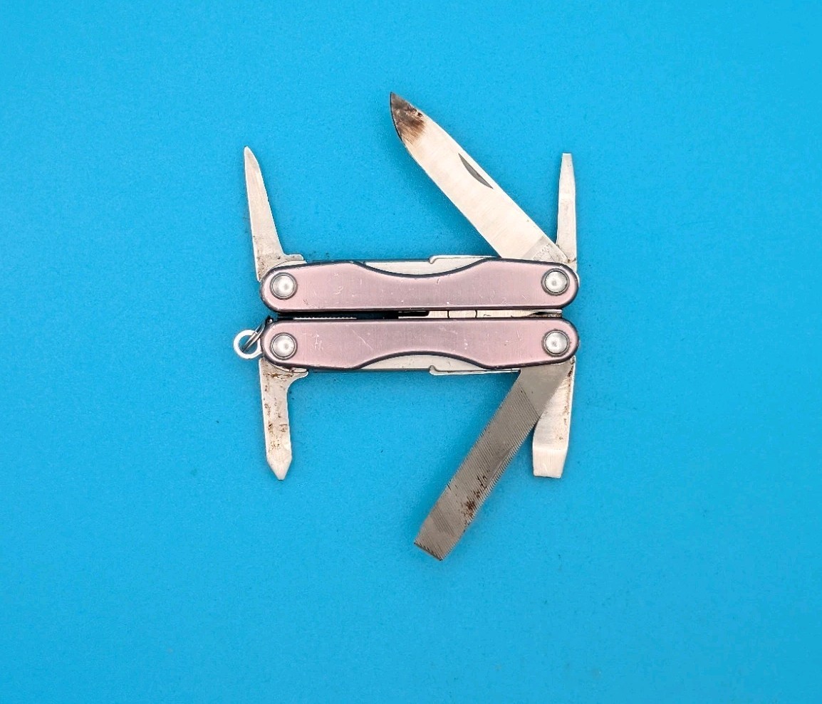 Leatherman Squirt P4 Multi-Tool, Key Ring, Retired, GRAY!