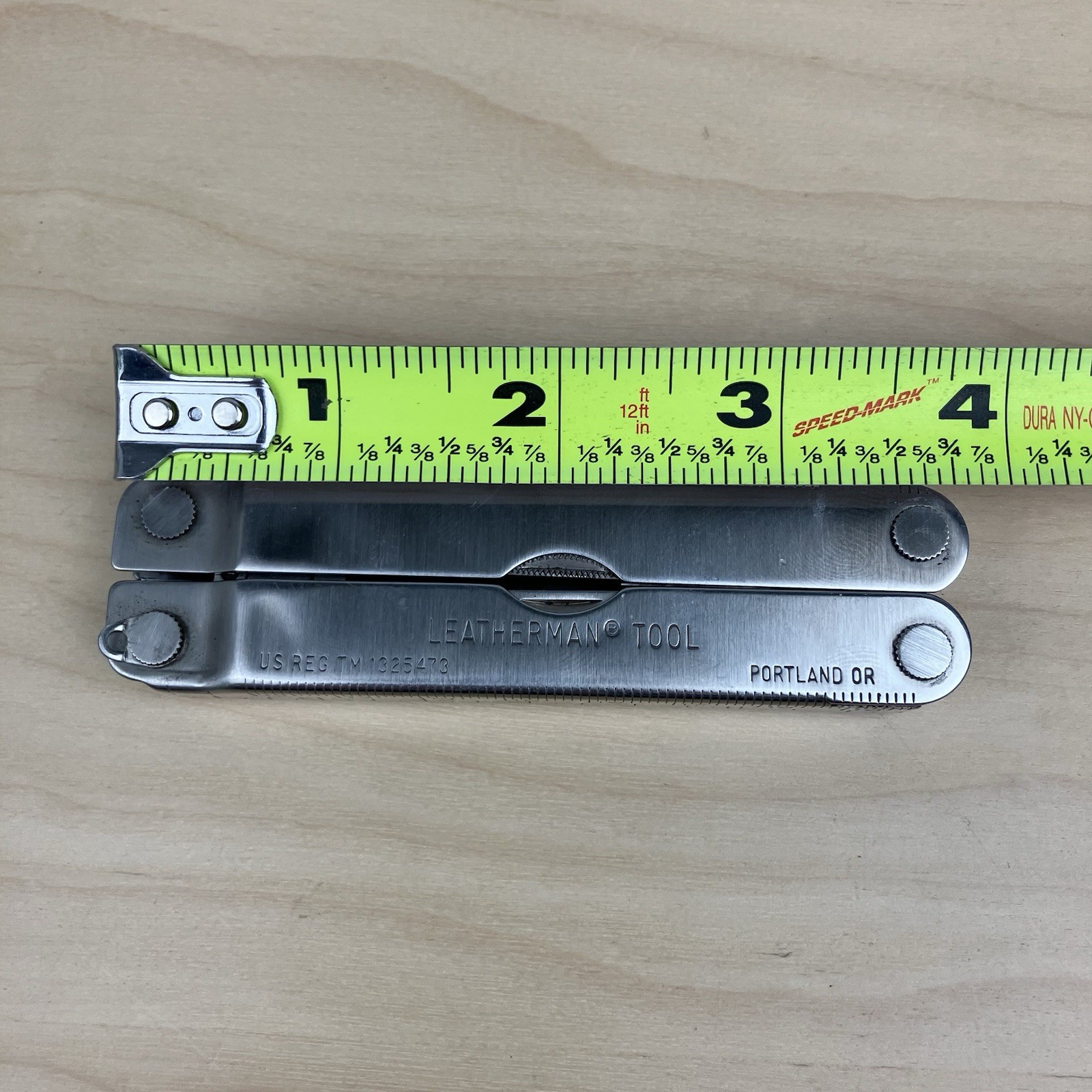 Retired 1995 Leatherman Multi-Tool US Reg TM 1325473 Portland OR w/ Leather Case
