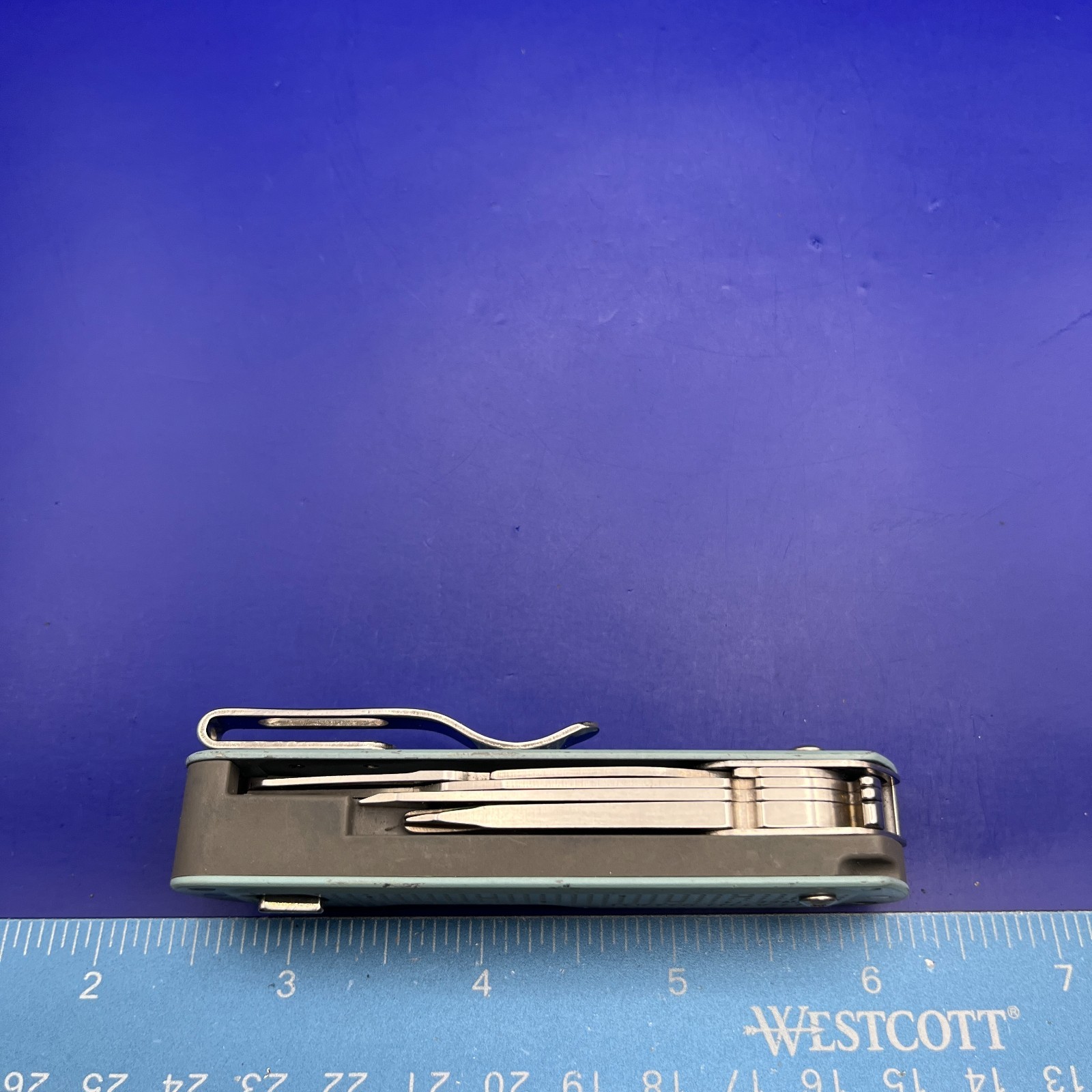 Leatherman Free T4 Aqua Multitool