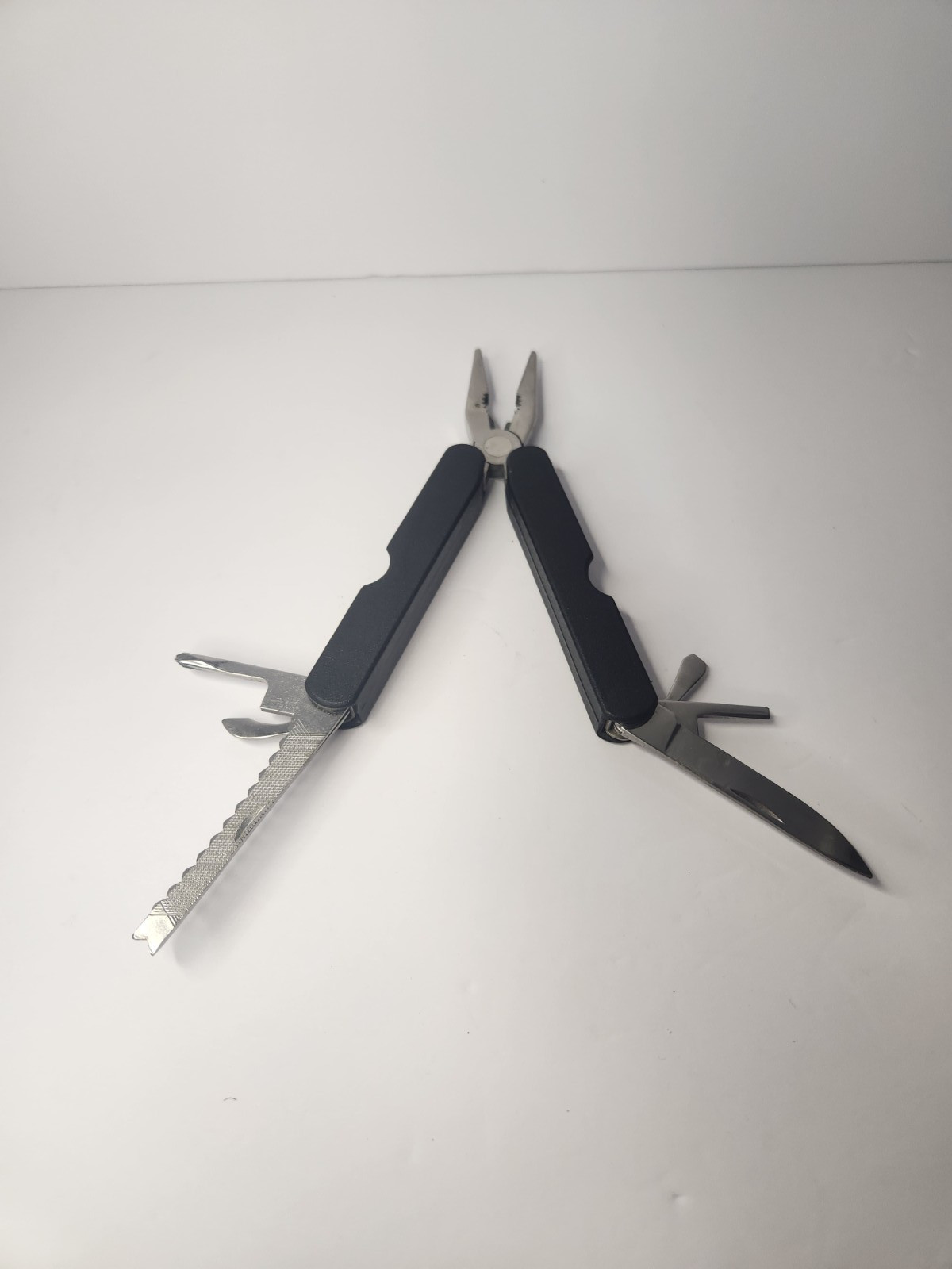 Alltrade Stainless Steel Multi-Tool 9 Tools With Belt Slide Case Black 4 1/2″ L