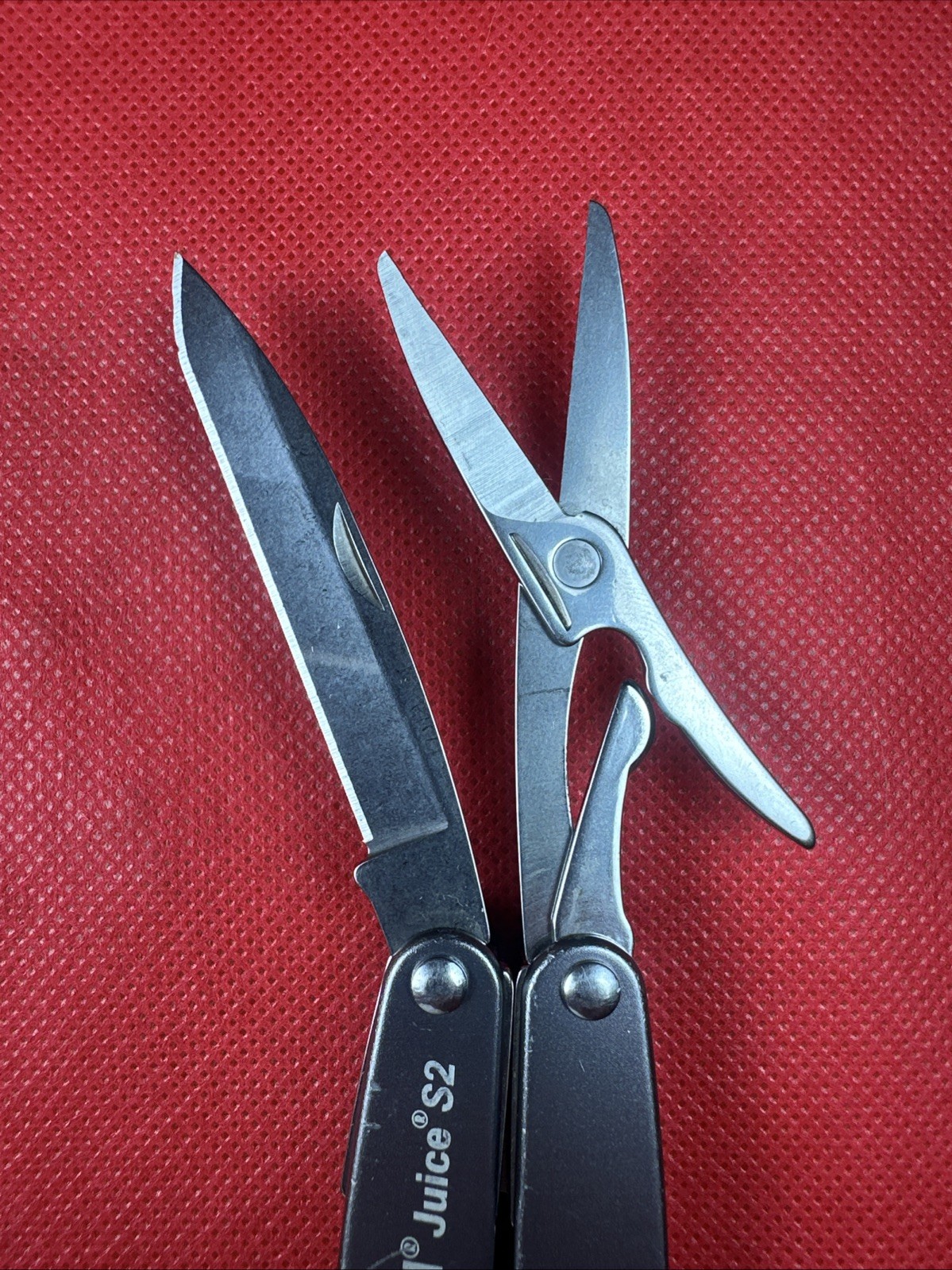 Retired Grey Gen 1 Leatherman Juice S2 Multitool, Great EDC!