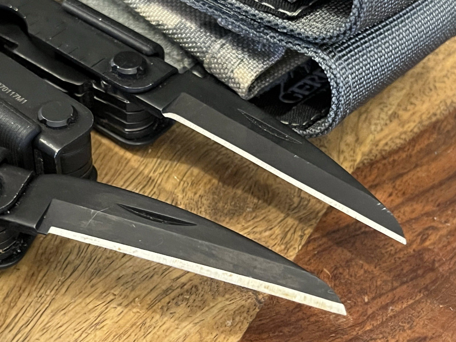 Gerber Multi Tool MP600 SUPER Nice! w/Gerber Sheath TSA Confiscated Lot 2