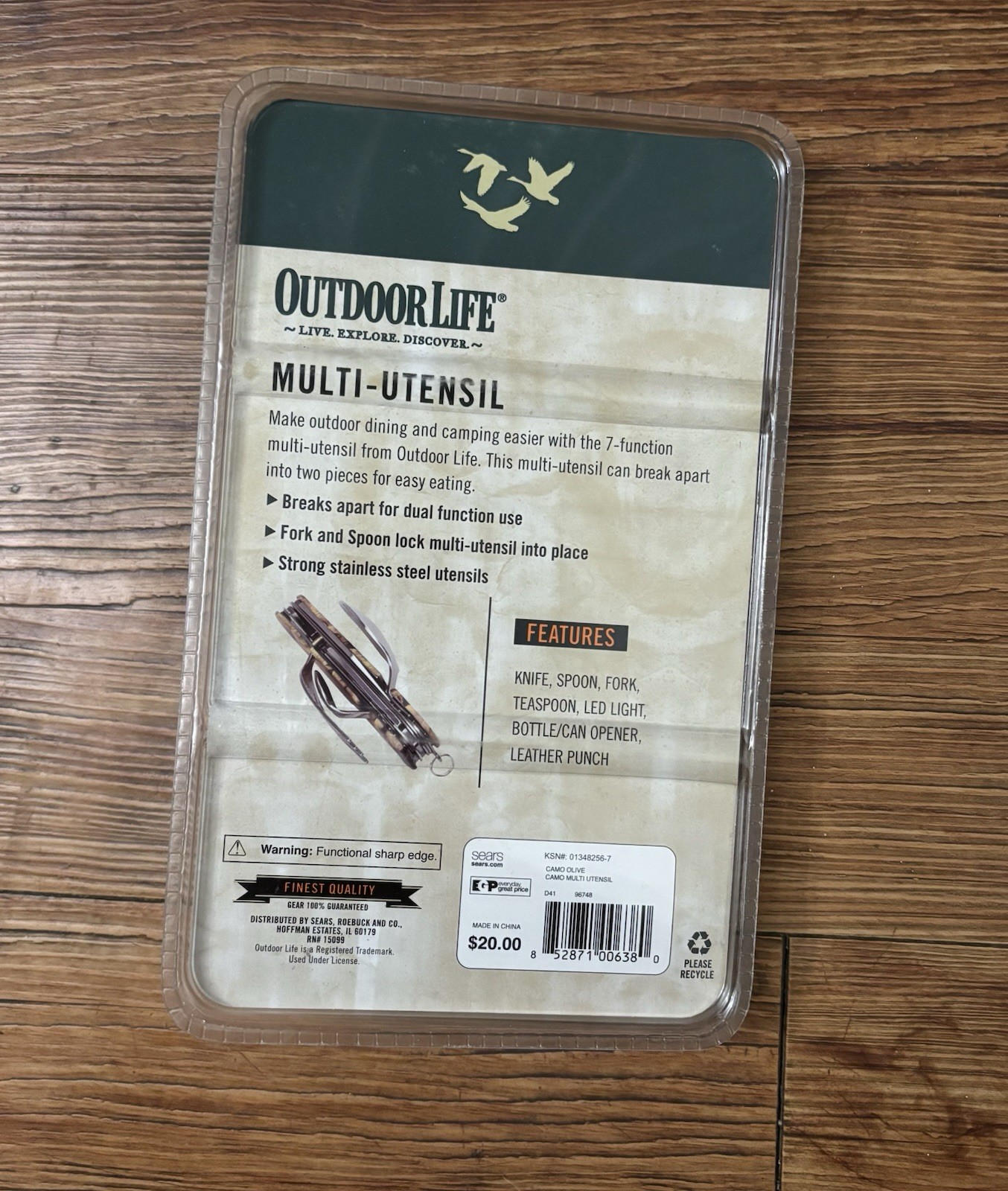 Outdoor Life Camo Multi-Utensil & Coleman Citronella Candle Brand New Camping