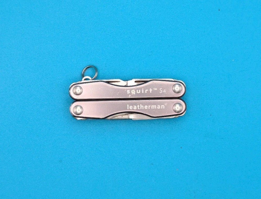 Leatherman Squirt S4 Multi-Tool, Key Ring, Retired, GRAY!