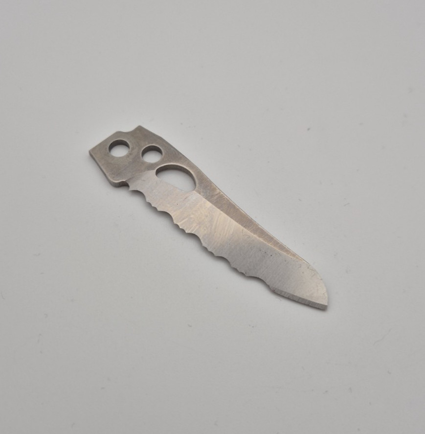 Leatherman Skeletool RX – 154CM Serrated Knife – New & Genuine Mod Parts