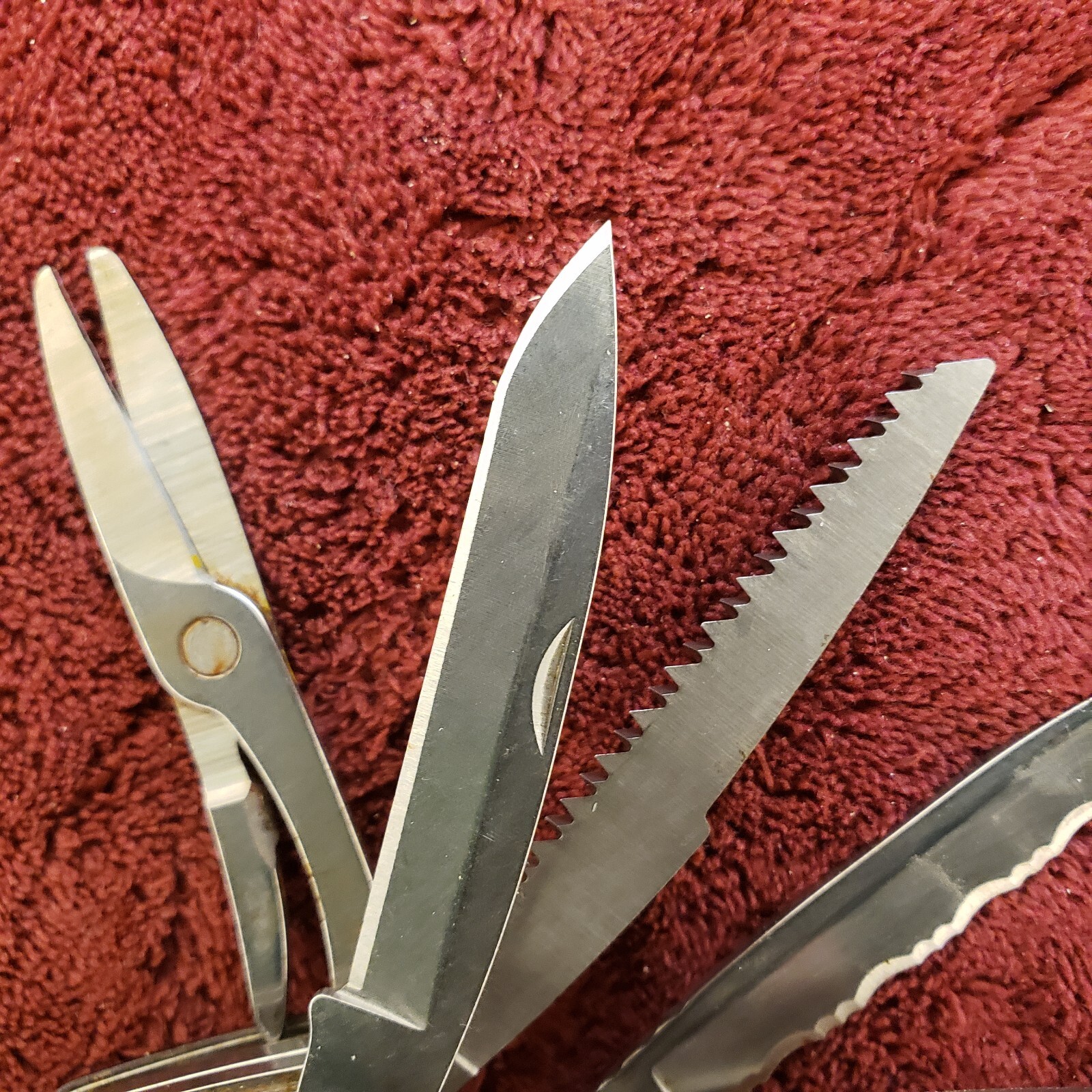 Leatherman Juice XE6 Multi-Tool Grey Retired Pliers Multi Tool read