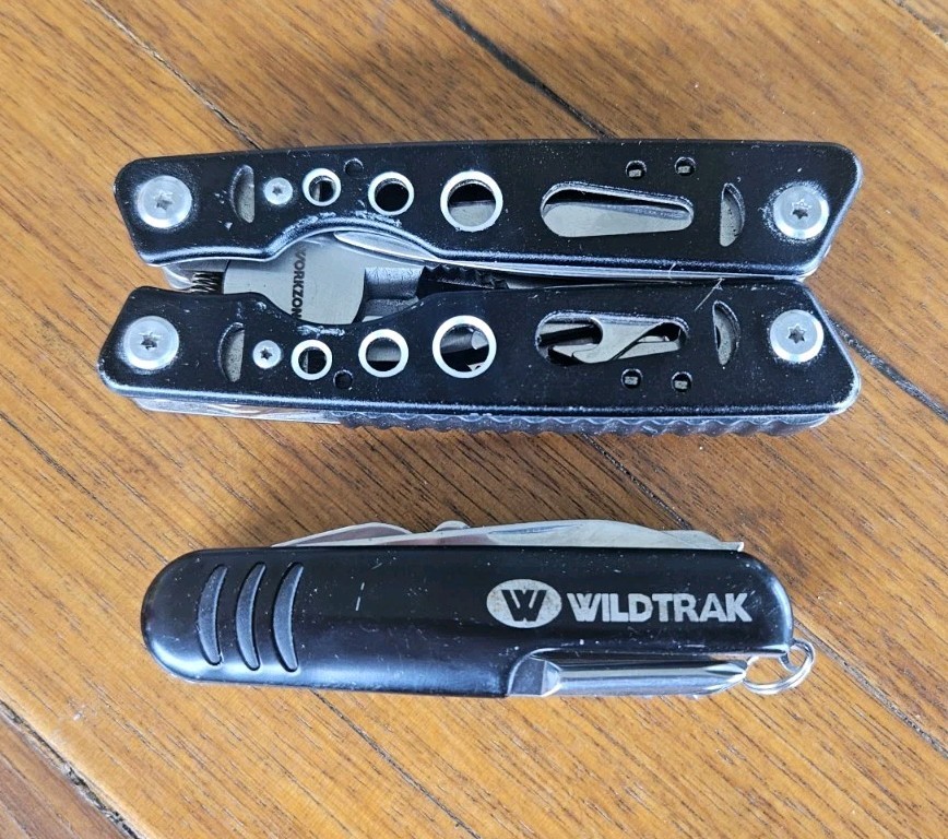 Lot of 2 Multi Tools – WILDTRAK Swiss Army Style Knife & WORKZONE Multi-Function