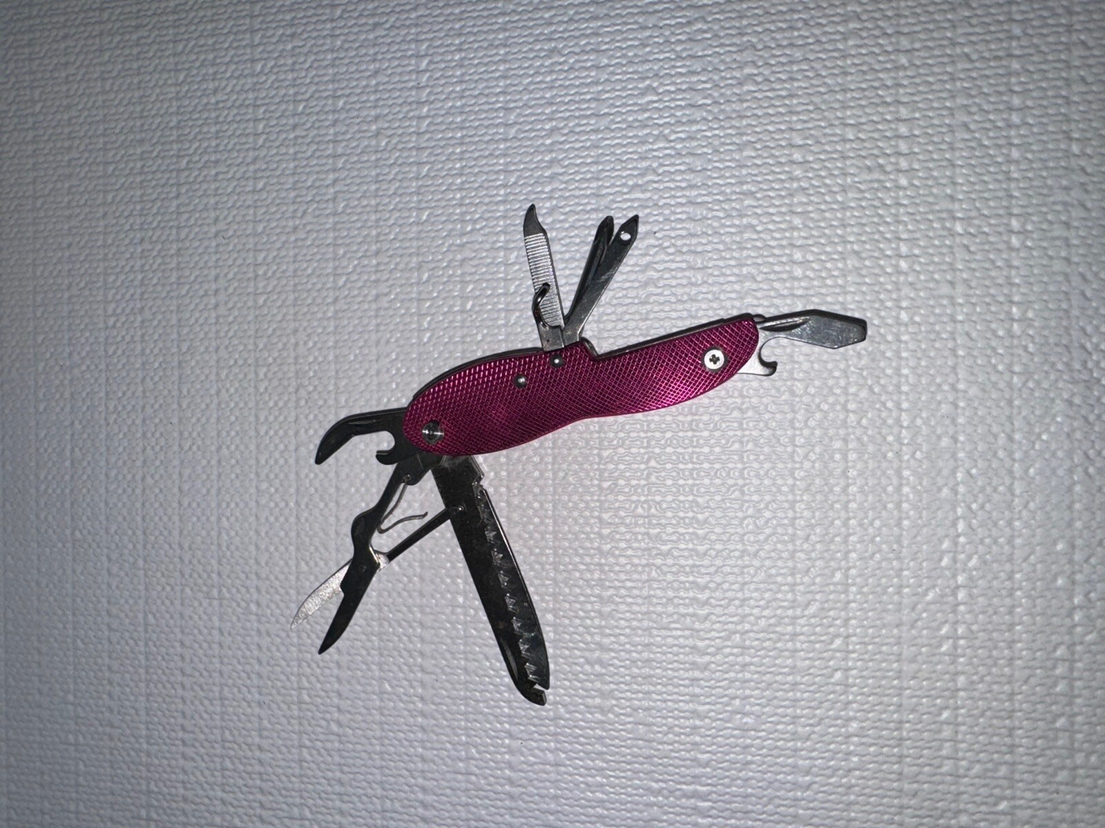 COLUMBIA Deluxe Multi-Tool 11 Functions Pocket Knife – PINK
