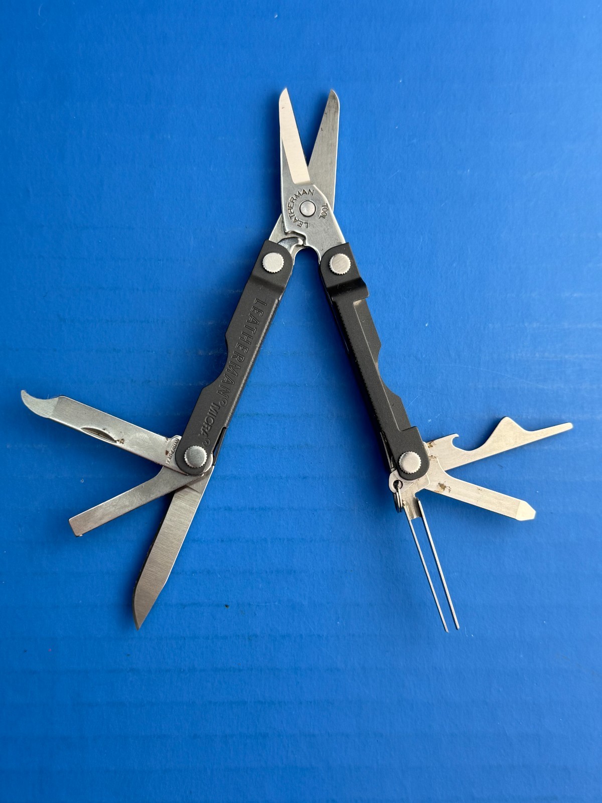 Leatherman Micra 10 in 1 Multitool Anodized Aluminum – Jet Black