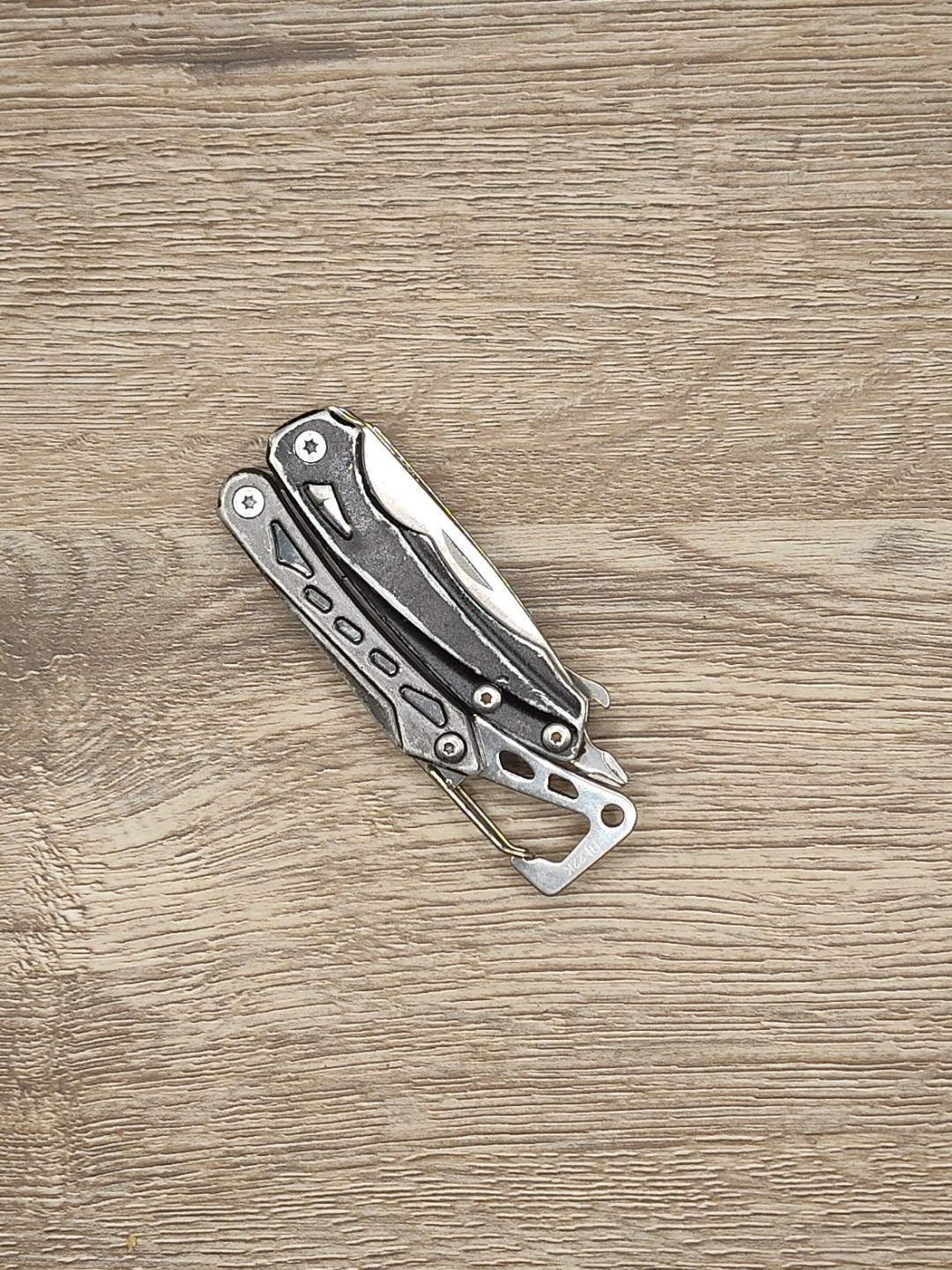 True Utility SEVEN Multi-Tool