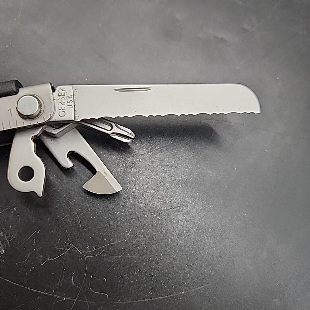 Gerber MP600 Multi-Tool Needlenose, Carbide Cutters, 12 Tool Folding Pliers