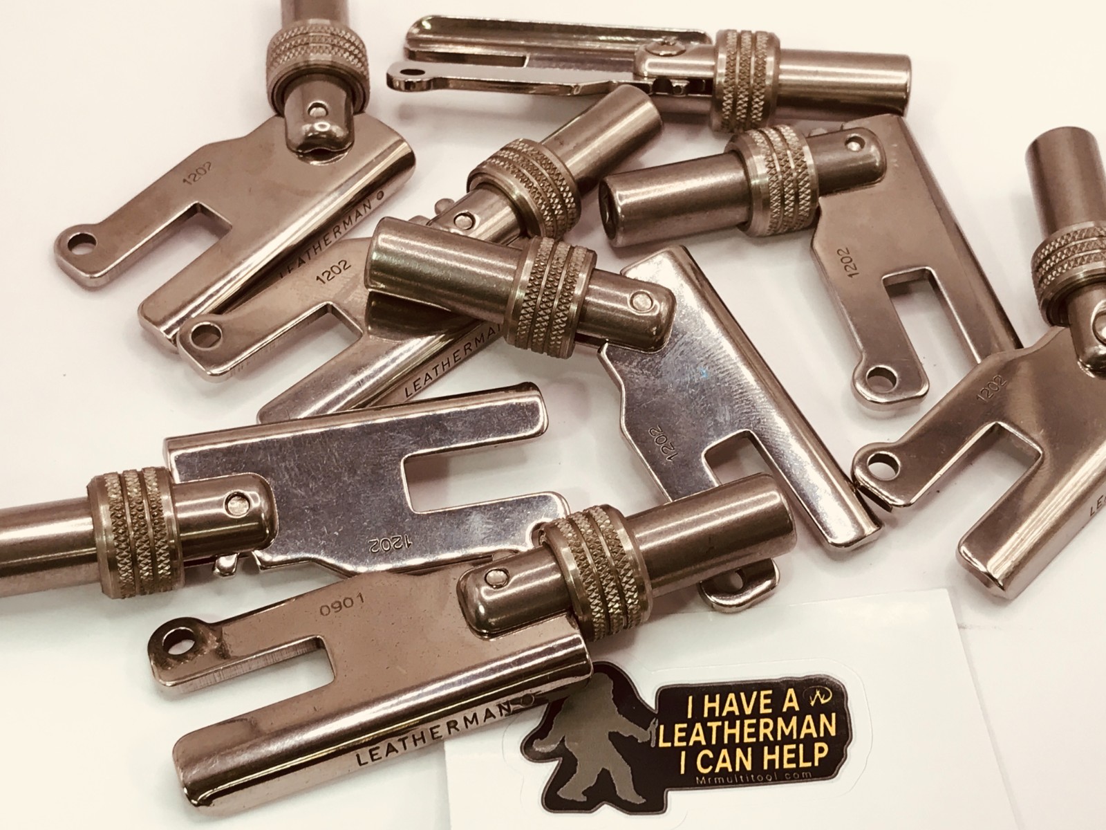 Leatherman Universal Tool Adapter for Original Wave, Super Tool multi tools Disc