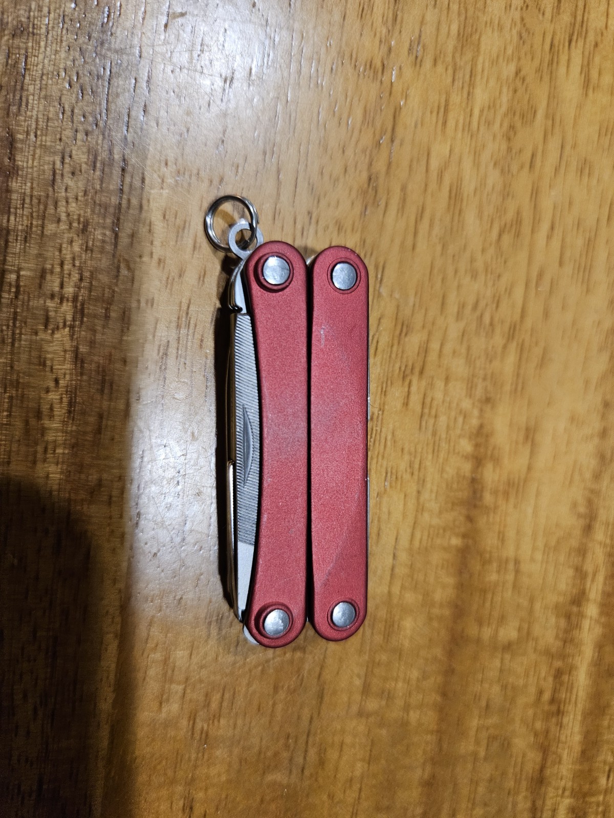 Leatherman Squirt PS4 Red Keychain Multi Tool Pliers Pocket Knife