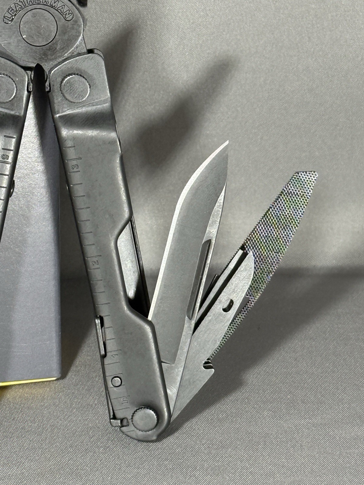 LEATHERMAN Rebar Multitool Replaceable Wire Cutters & Saw, Black