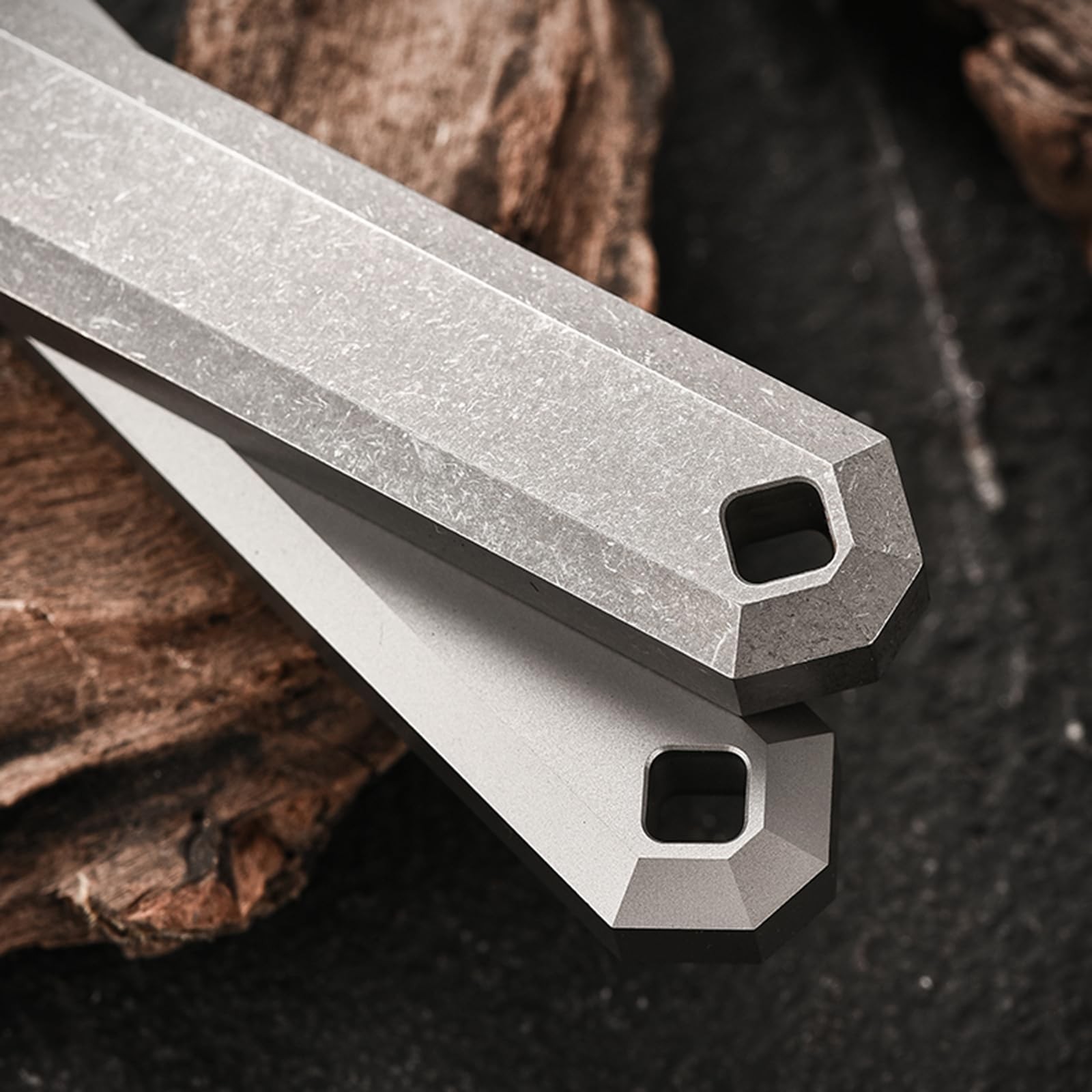 Titanium Pry Bar Multi Tool 3.94″ /Can Opener Nail Puller for Everyday Carry …