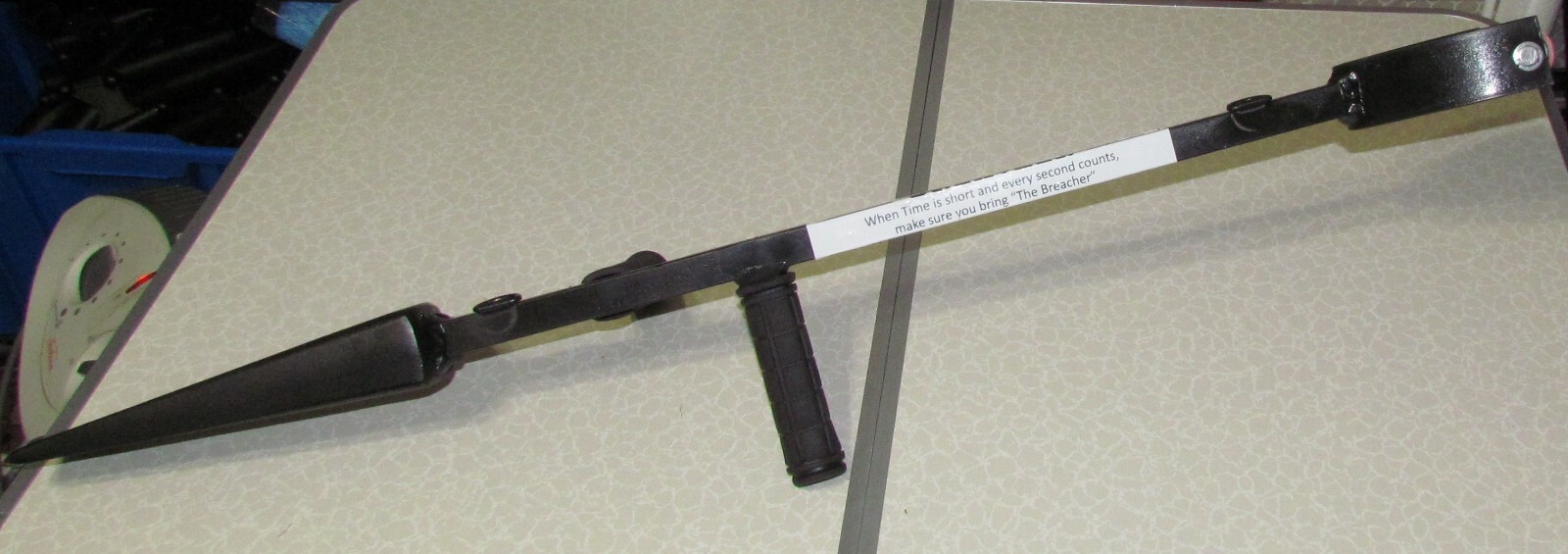 10 lbs. Halligan Forcible Entry Tool for Firefighters & Police. 33″ length A