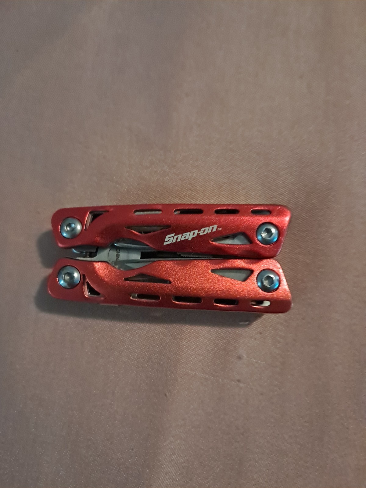 Snap-on Mini Multi Tool Red