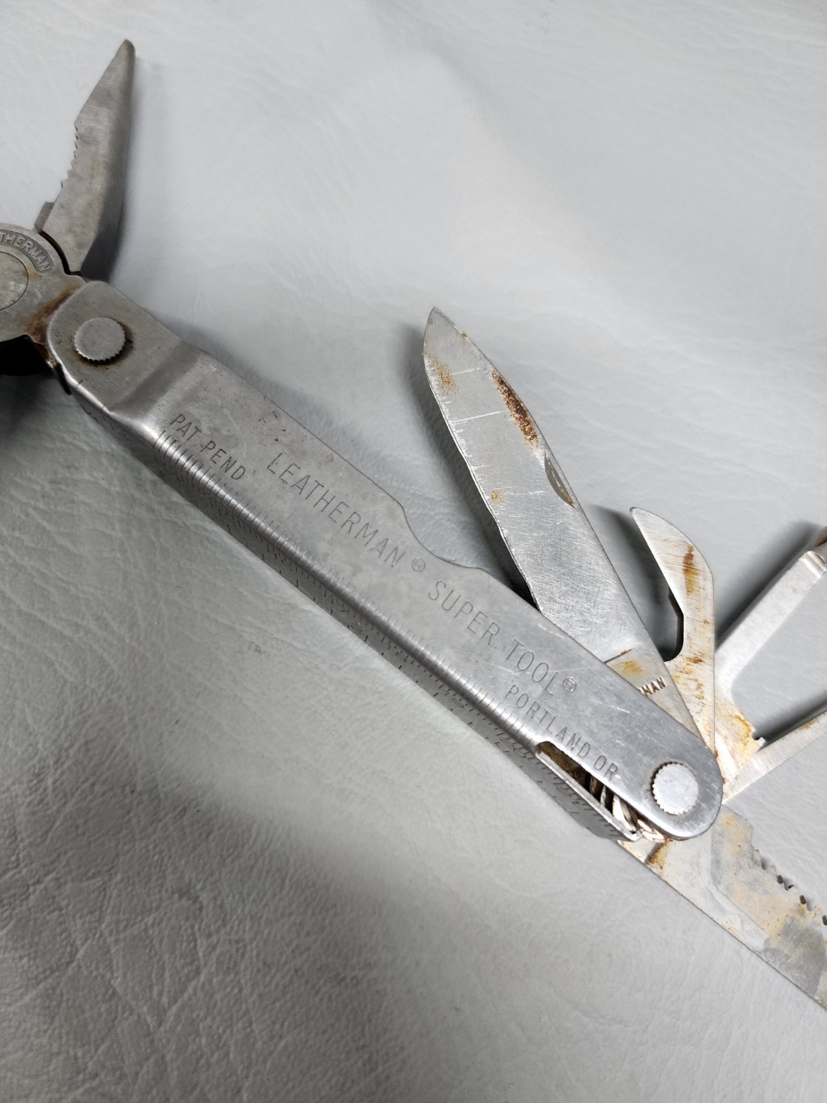 Leatherman Super Tool Original Multi-Tool Pliers Knife