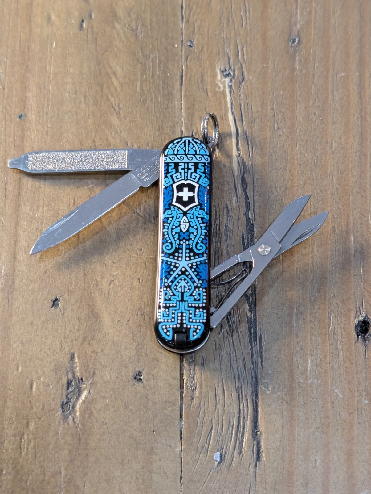 Victorinox – Ocean Life Classic SD – Swiss Army SAK – Multi-Tool – BS-107